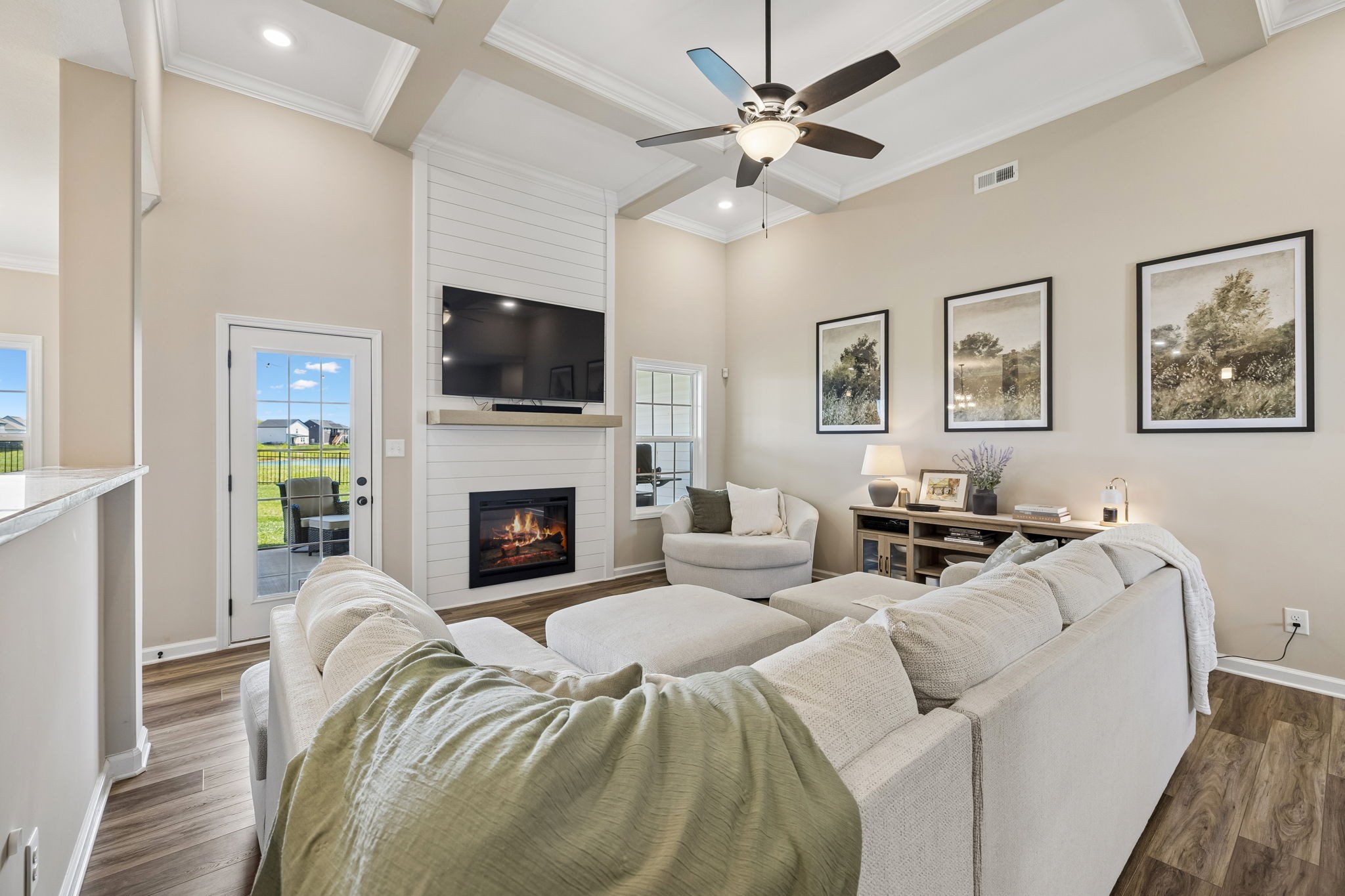 509 Shutes Folley Ln