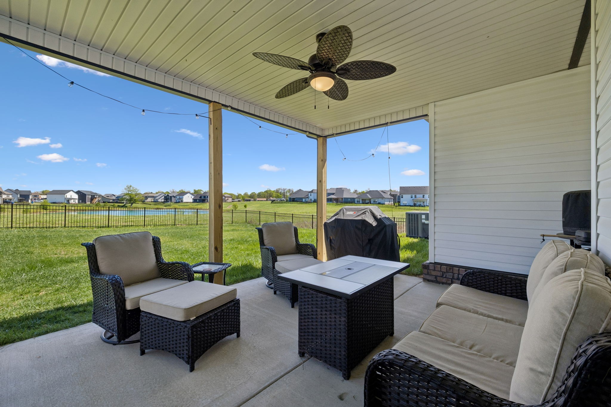 509 Shutes Folley Ln