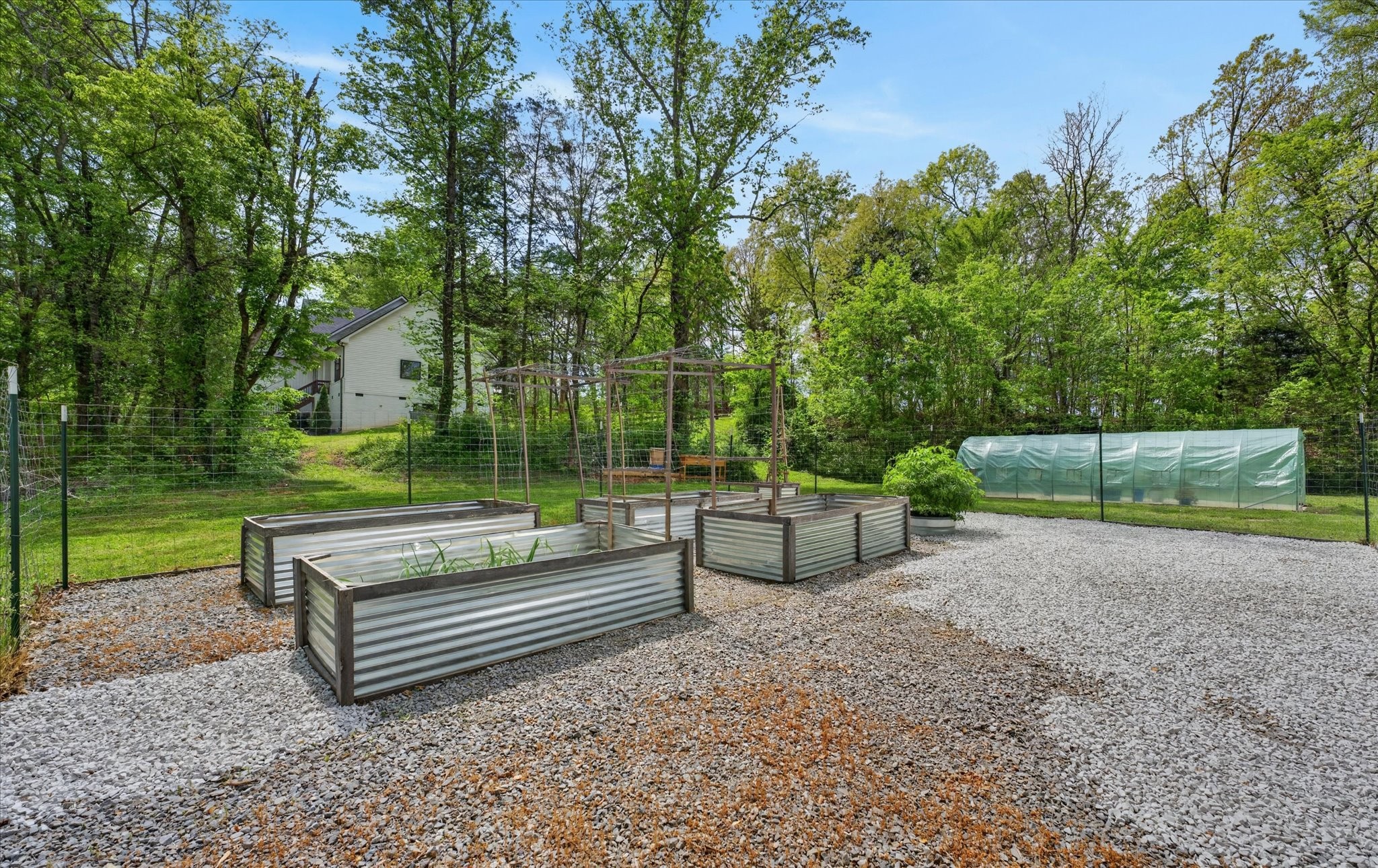 1820 River Rd
