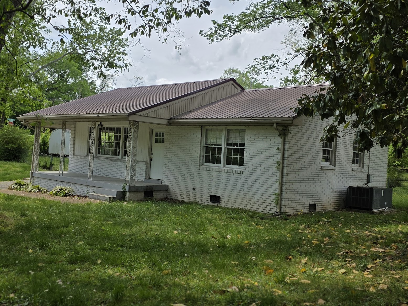 103 Circle Hill Dr
