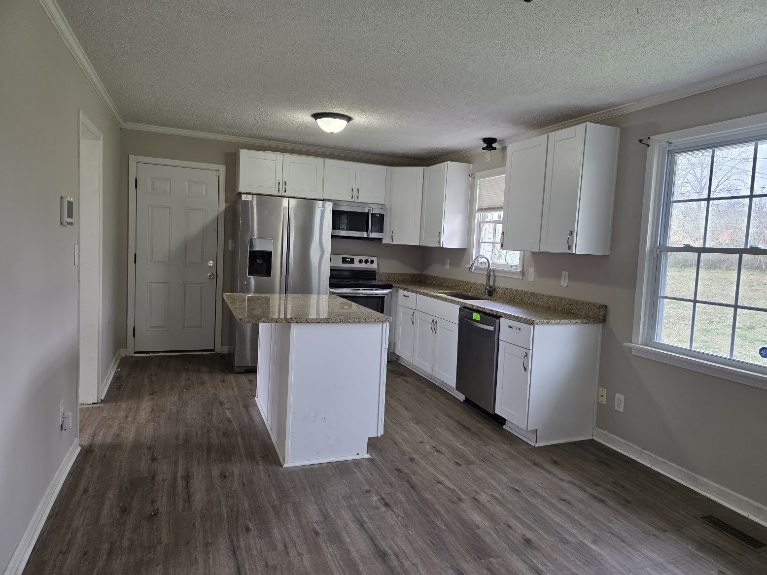 103 Circle Hill Dr