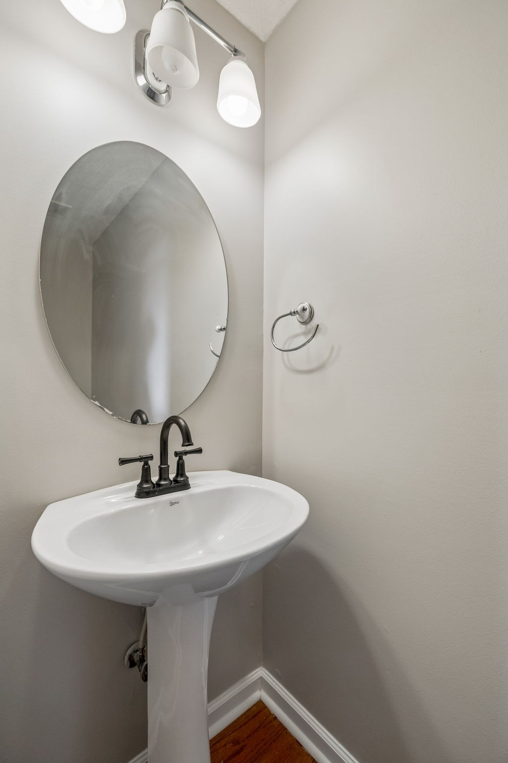 1437 Cedar Springs Cir