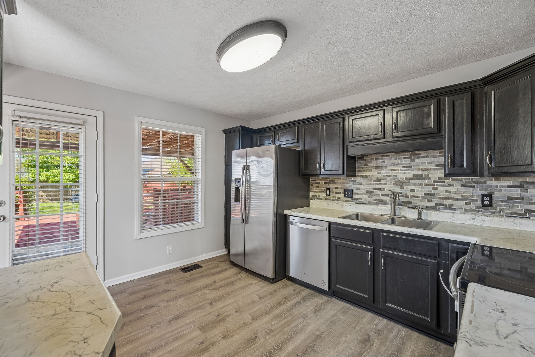 1437 Cedar Springs Cir