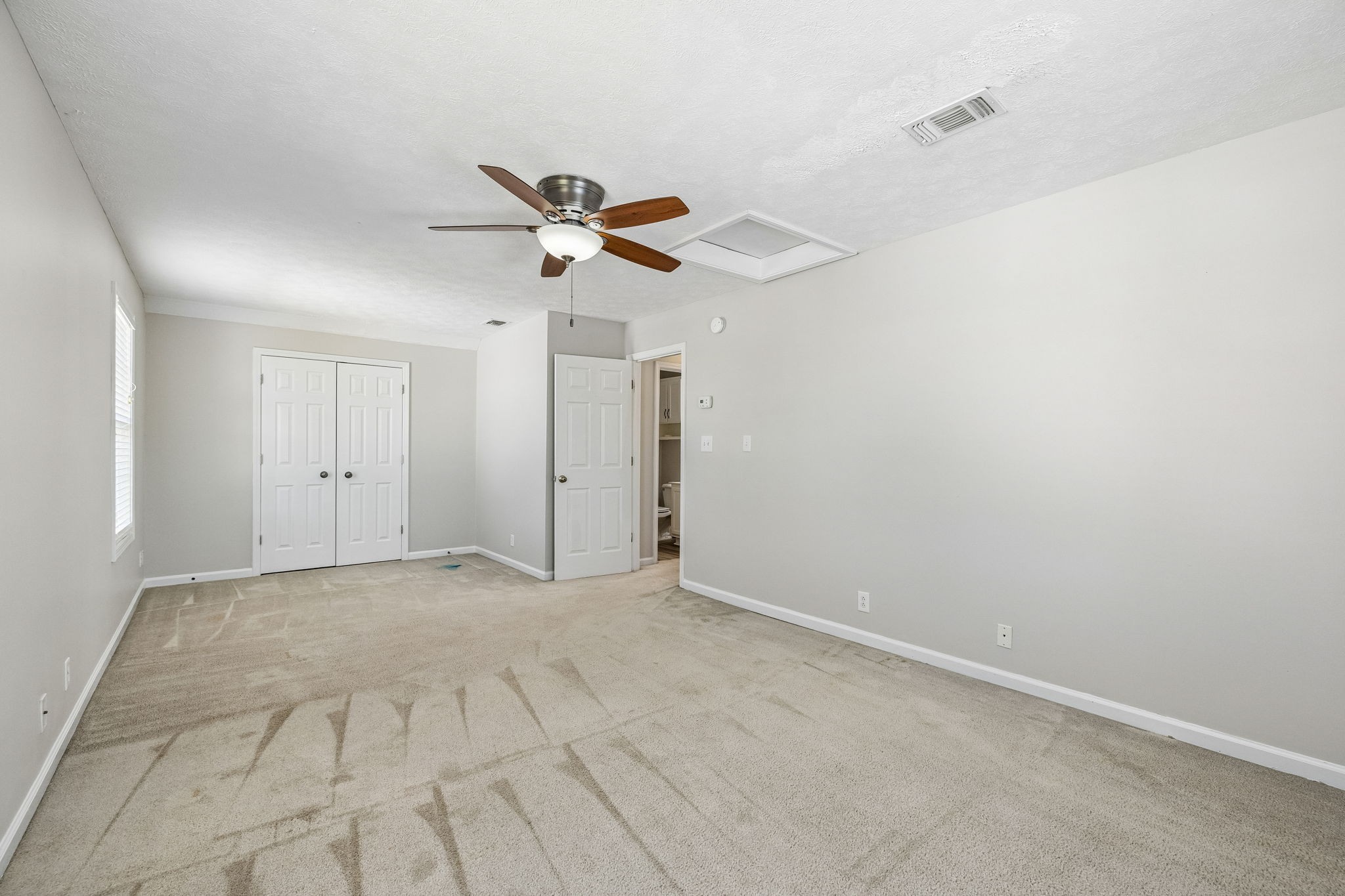 1437 Cedar Springs Cir