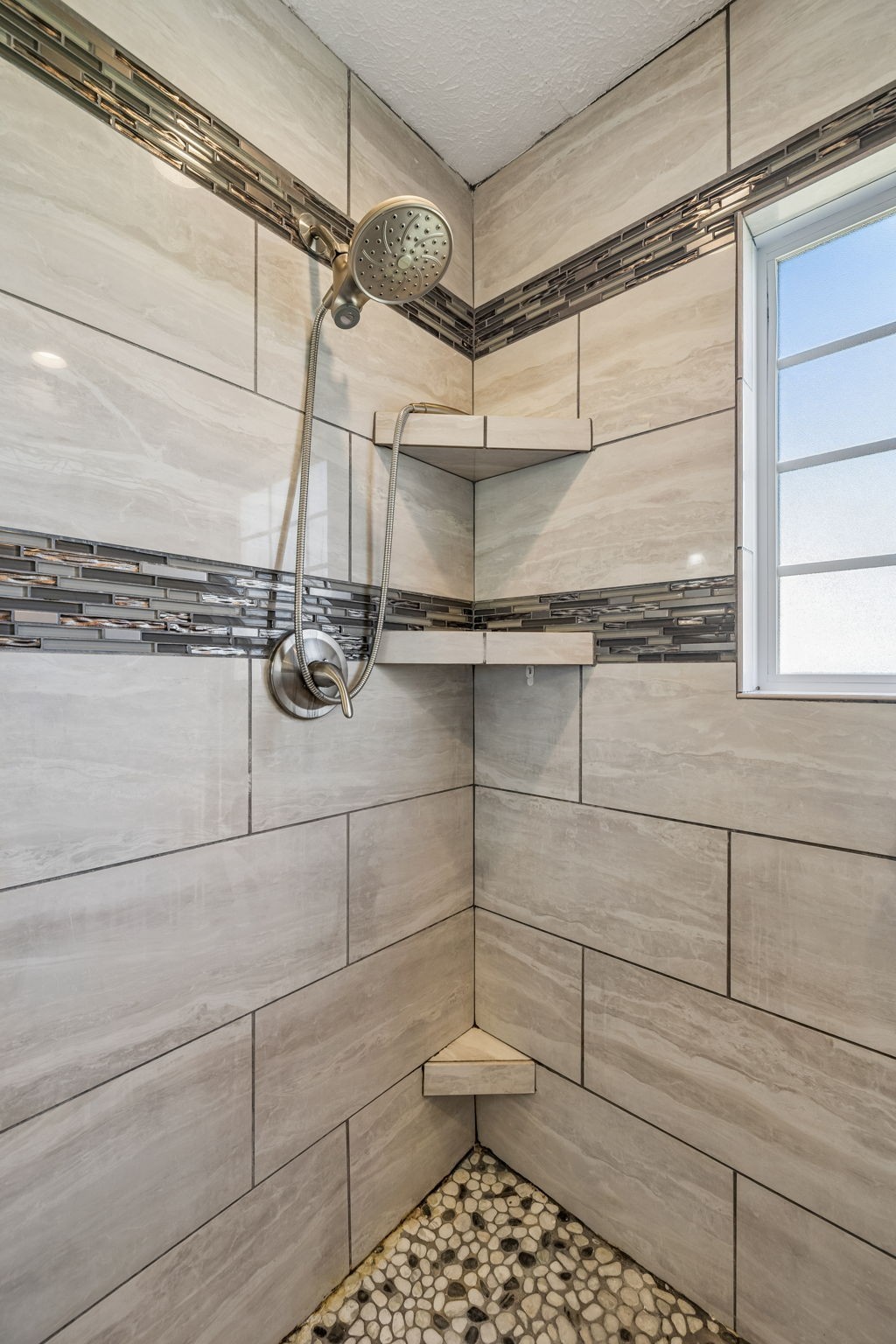 1437 Cedar Springs Cir