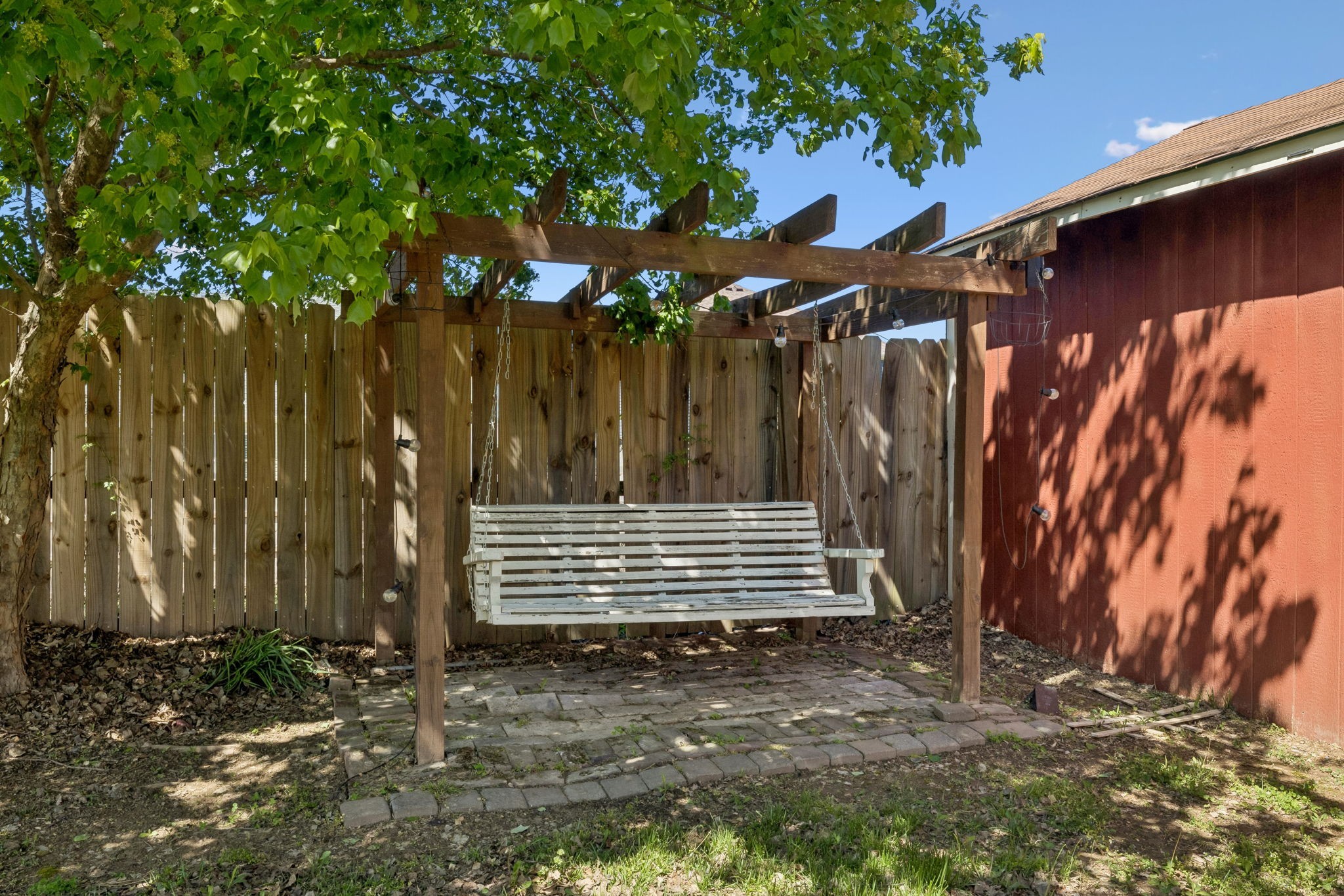 1437 Cedar Springs Cir