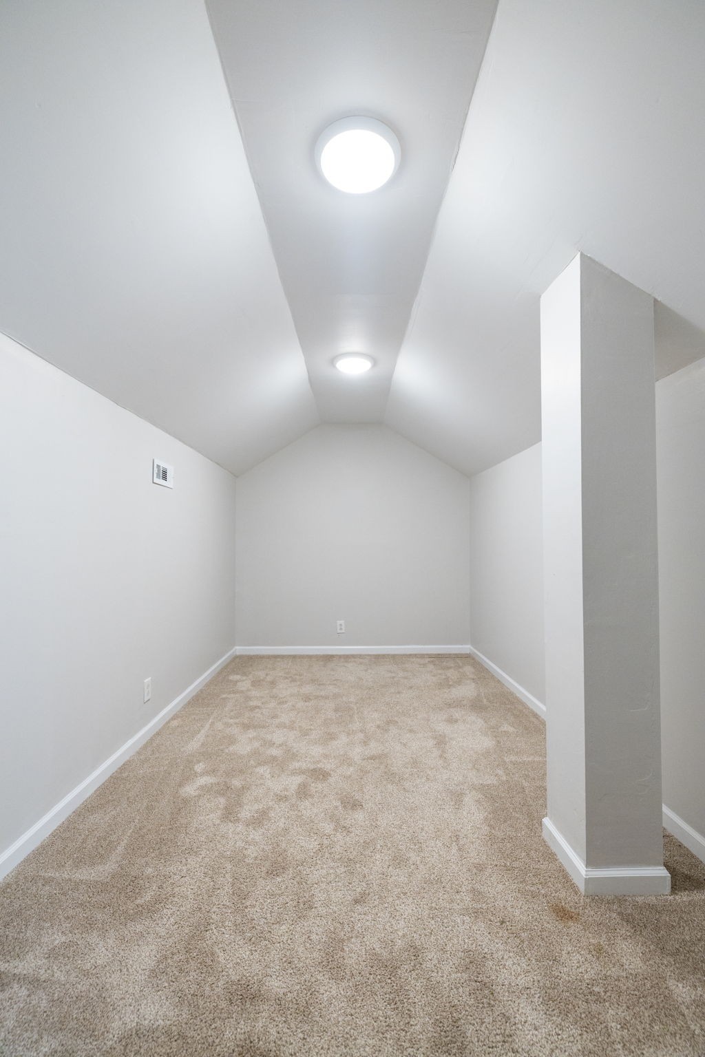 1437 Cedar Springs Cir