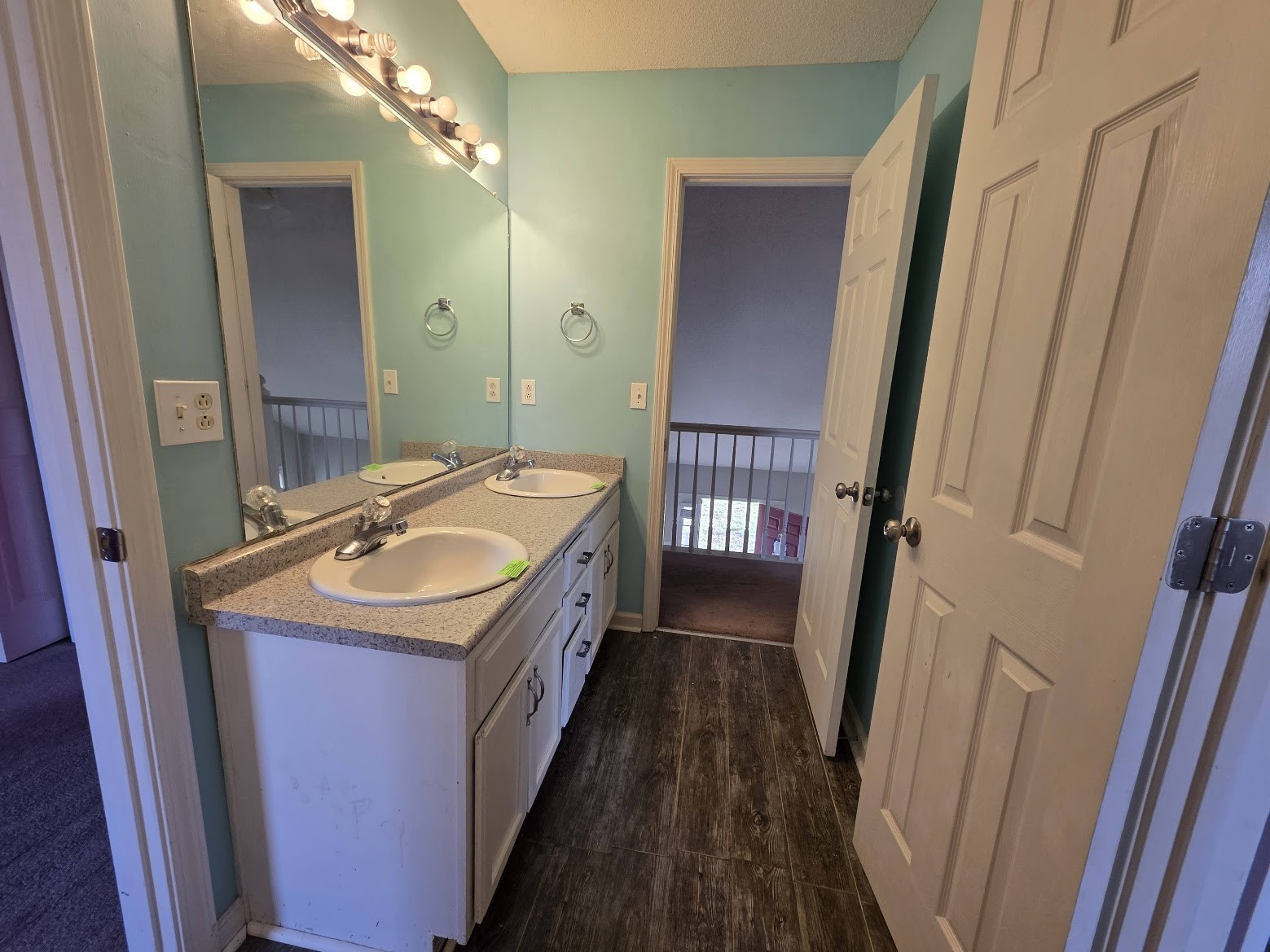 1306 Sunfield Dr