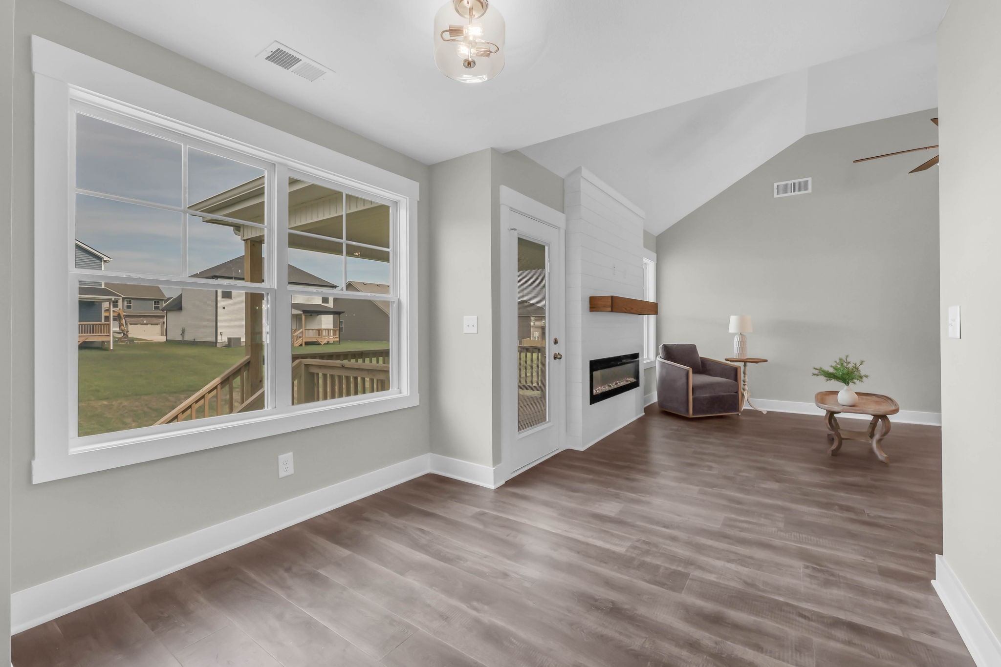 351 Cardinal Creek