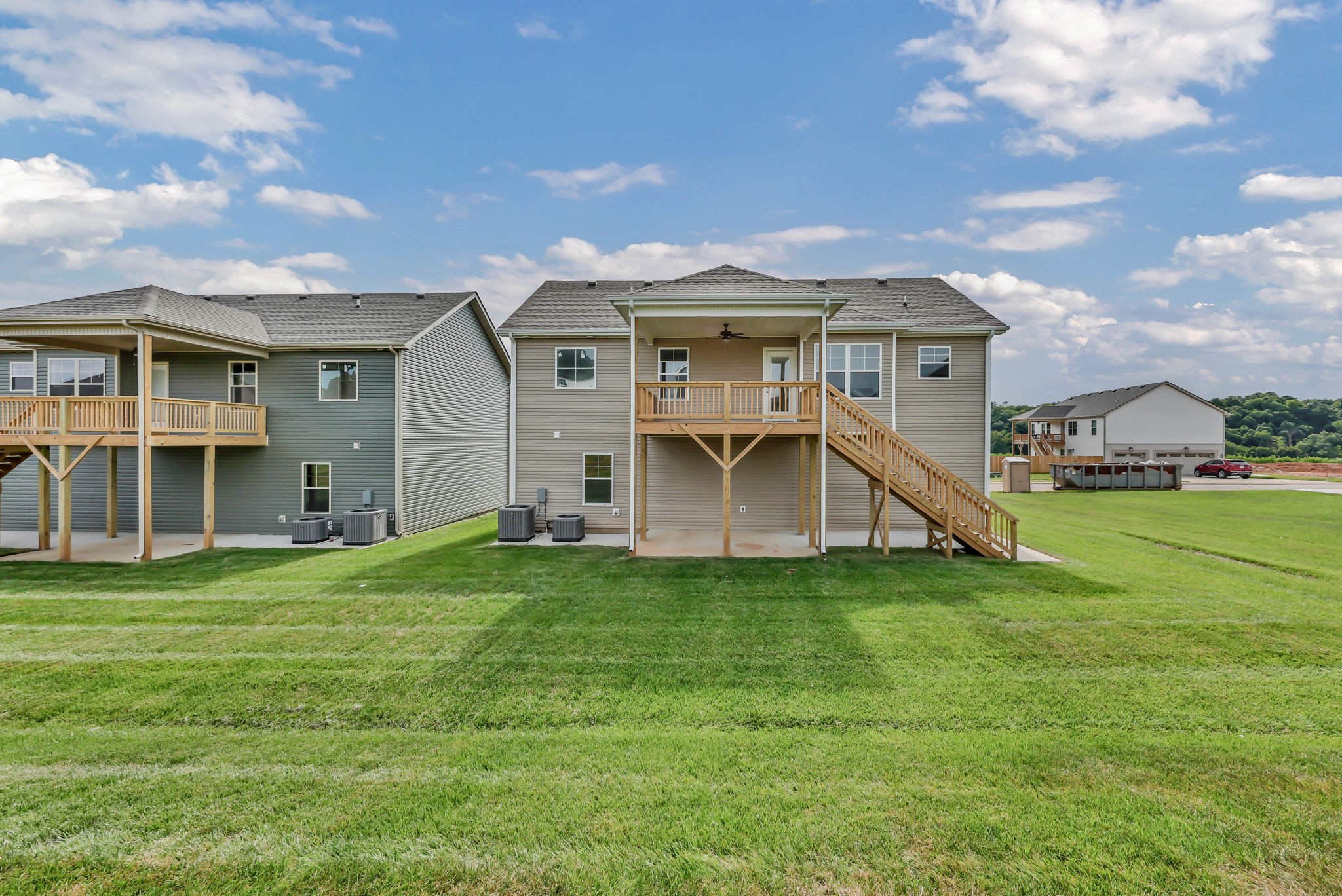 351 Cardinal Creek