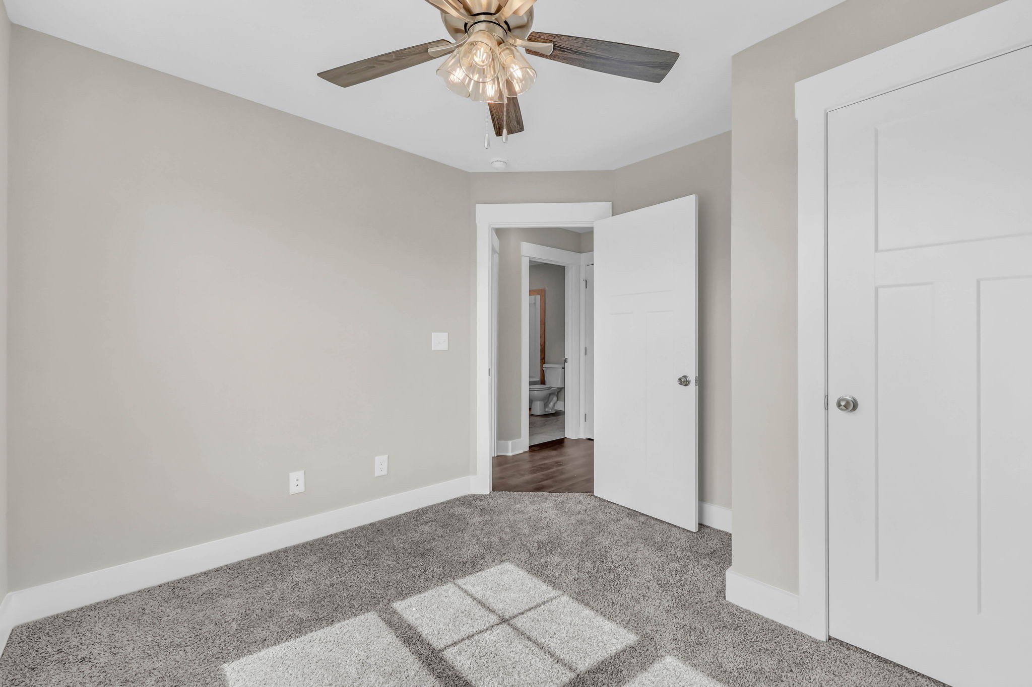 351 Cardinal Creek