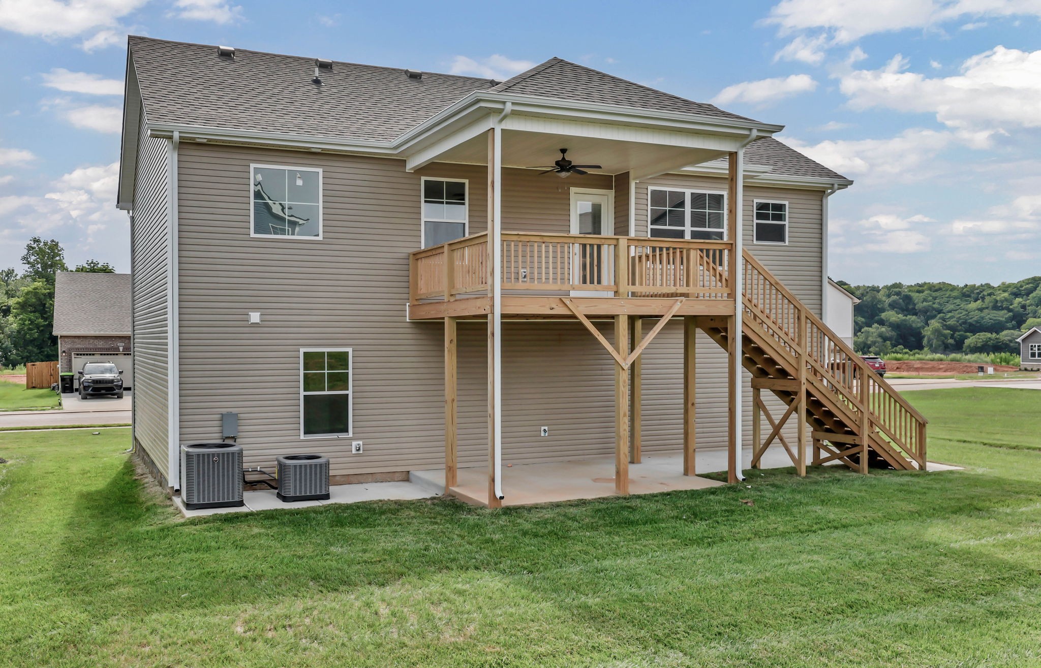 351 Cardinal Creek