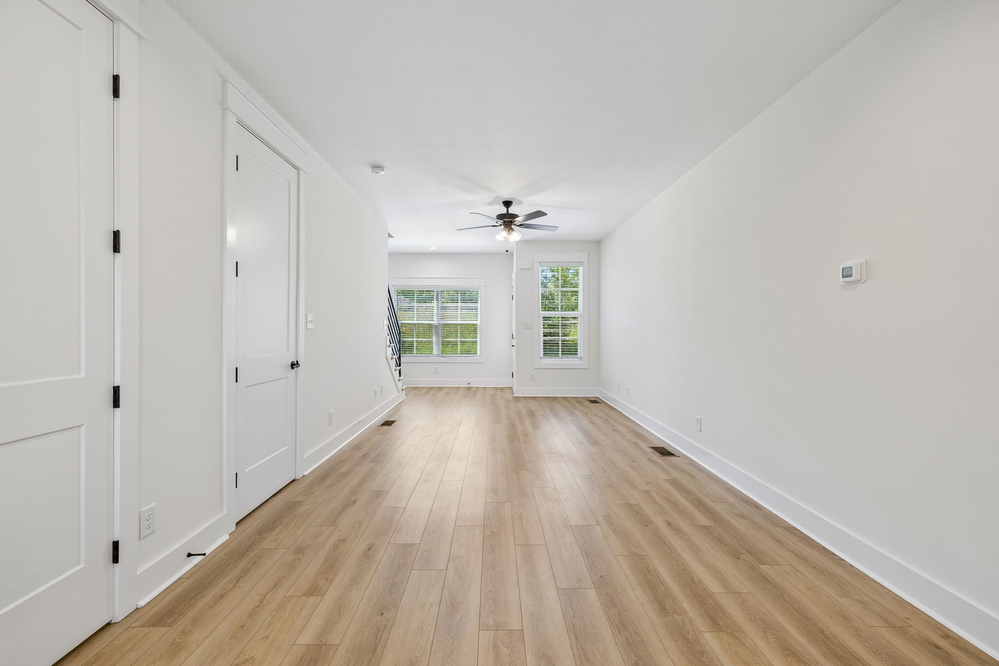 41 W High St Unit: D8