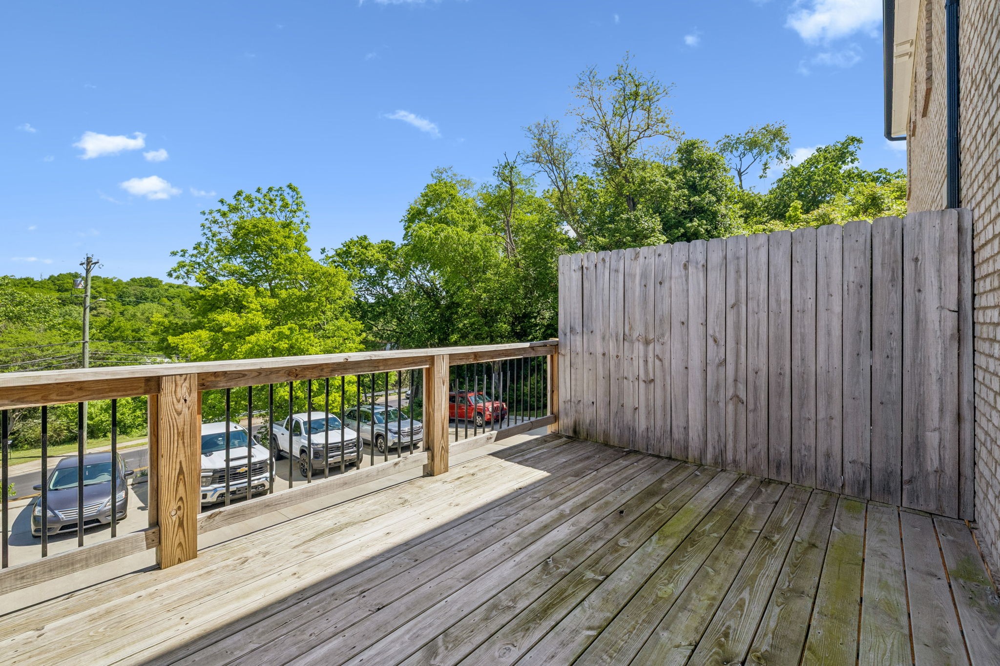 41 W High St Unit: D8