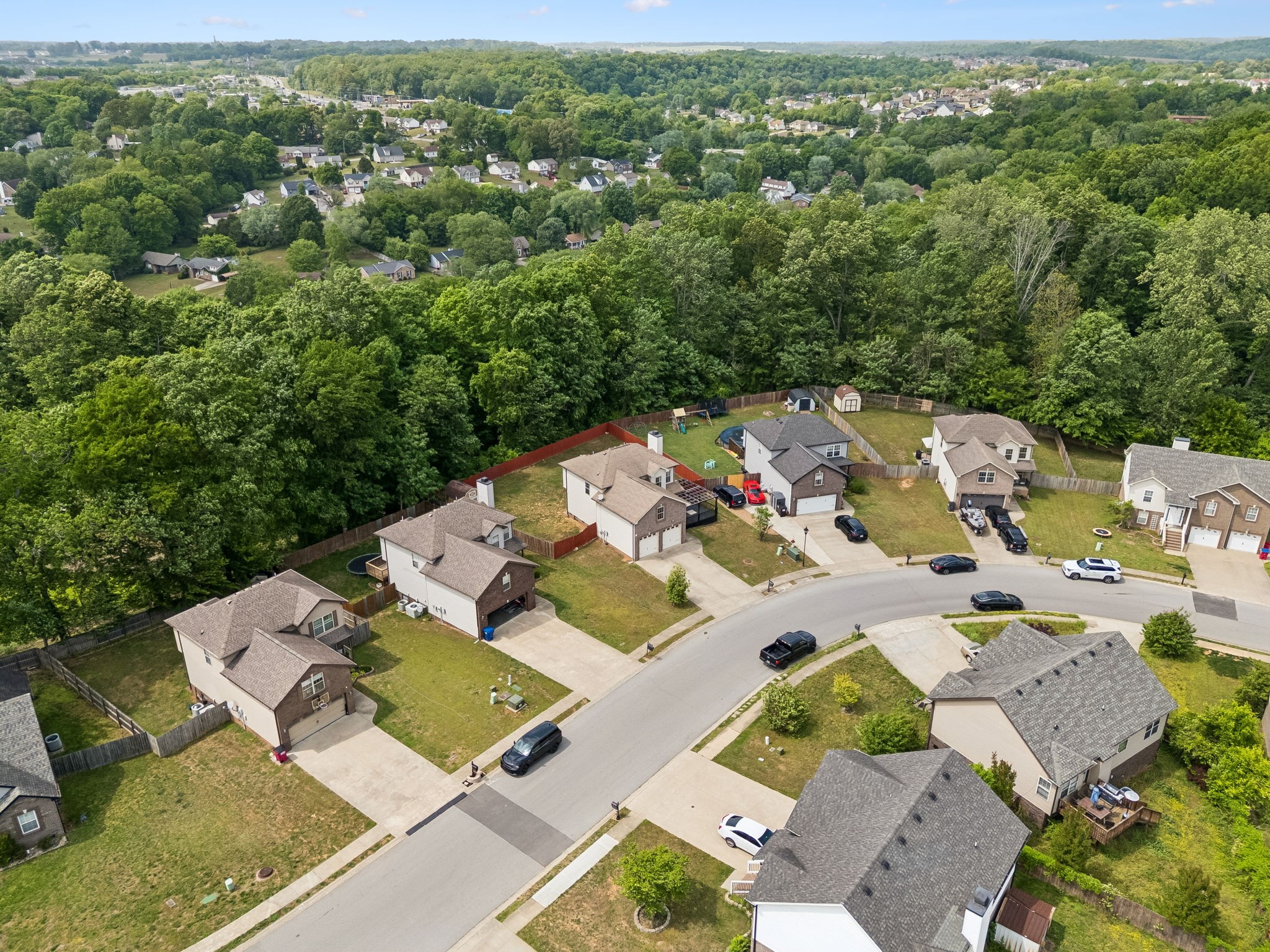 1913 Jackie Lorraine Dr