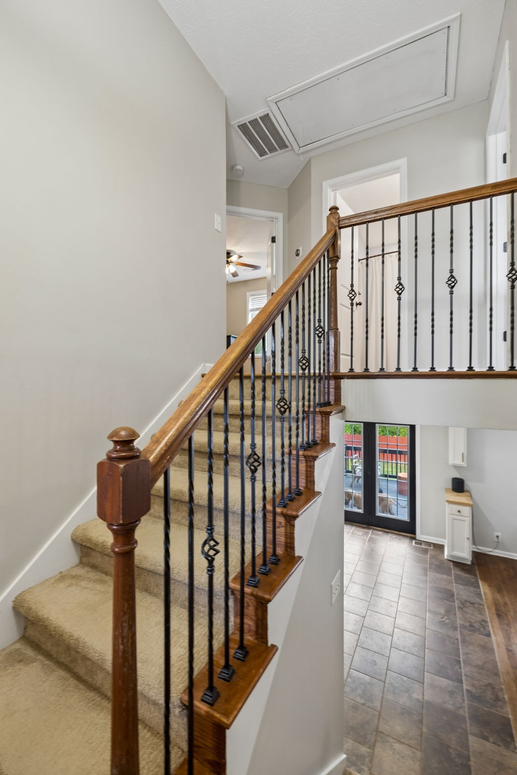 1913 Jackie Lorraine Dr