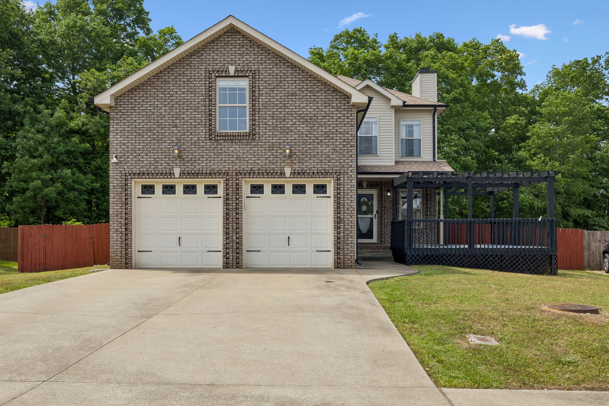 1913 Jackie Lorraine Dr