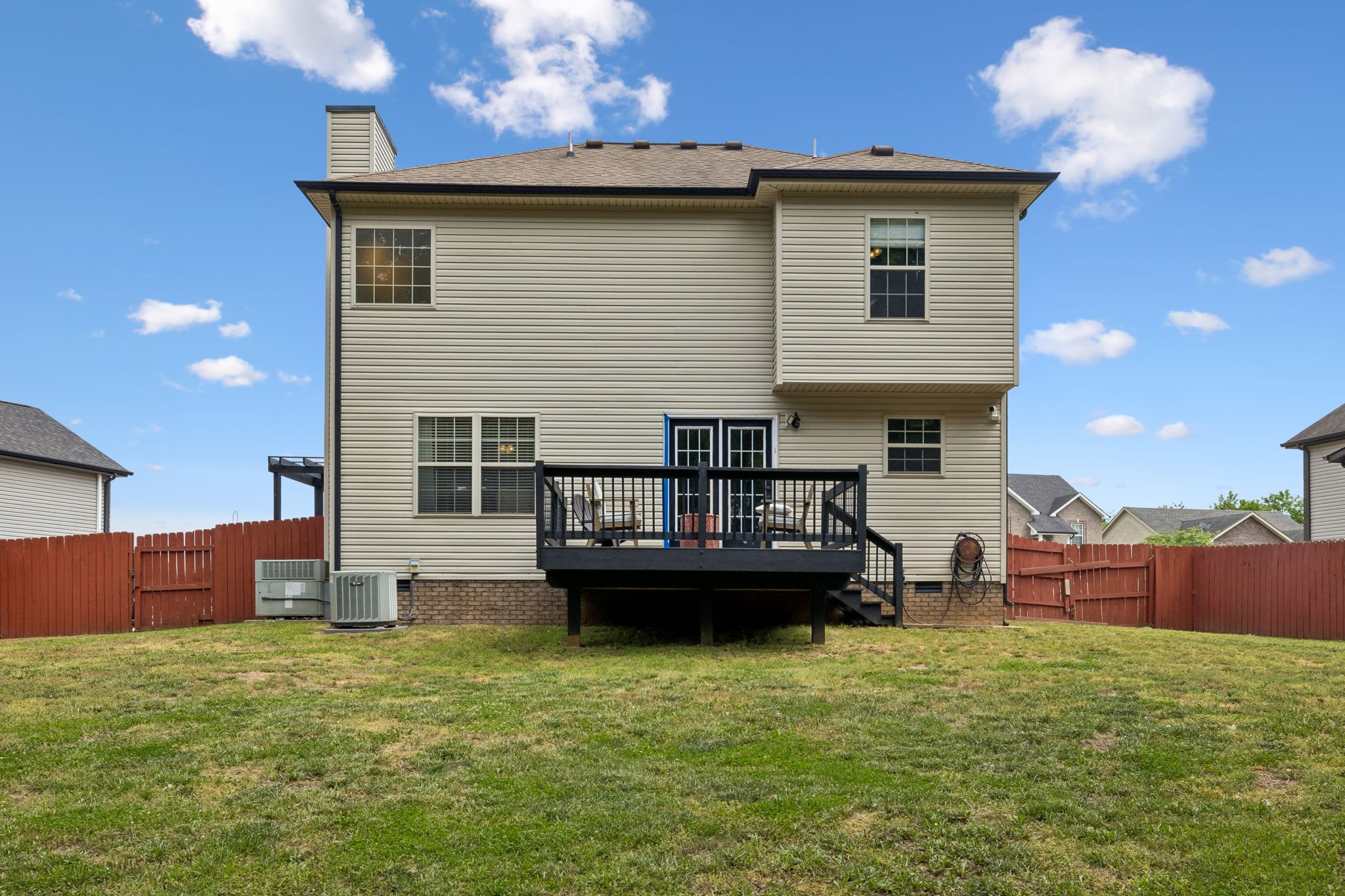 1913 Jackie Lorraine Dr