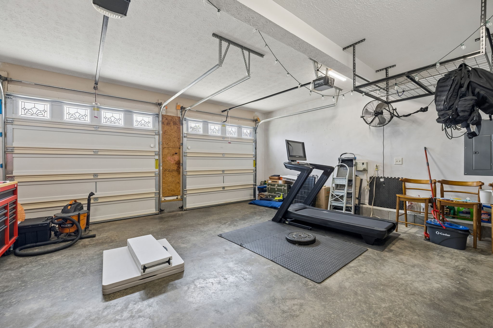 1913 Jackie Lorraine Dr