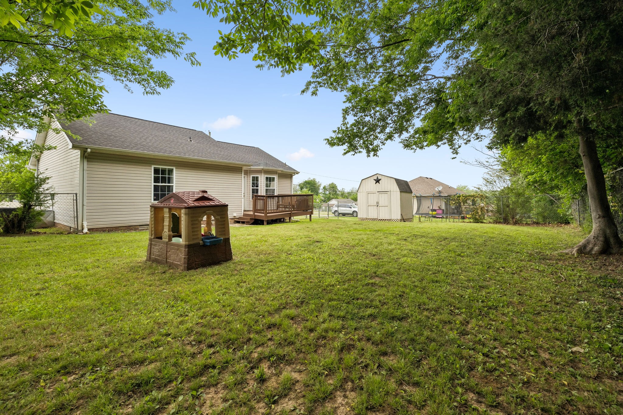 270 Moncrest Dr