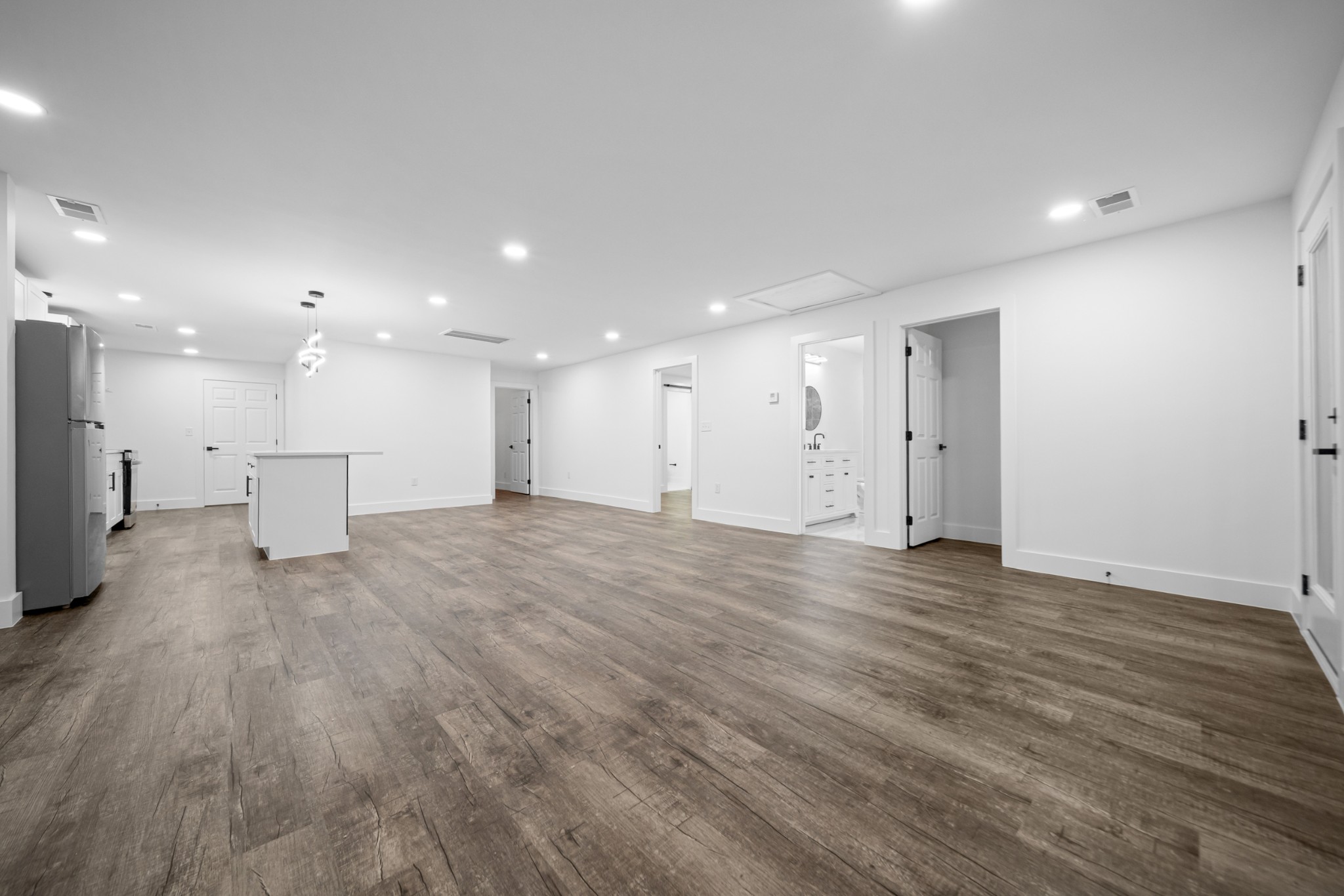 353 Hickory Hts
