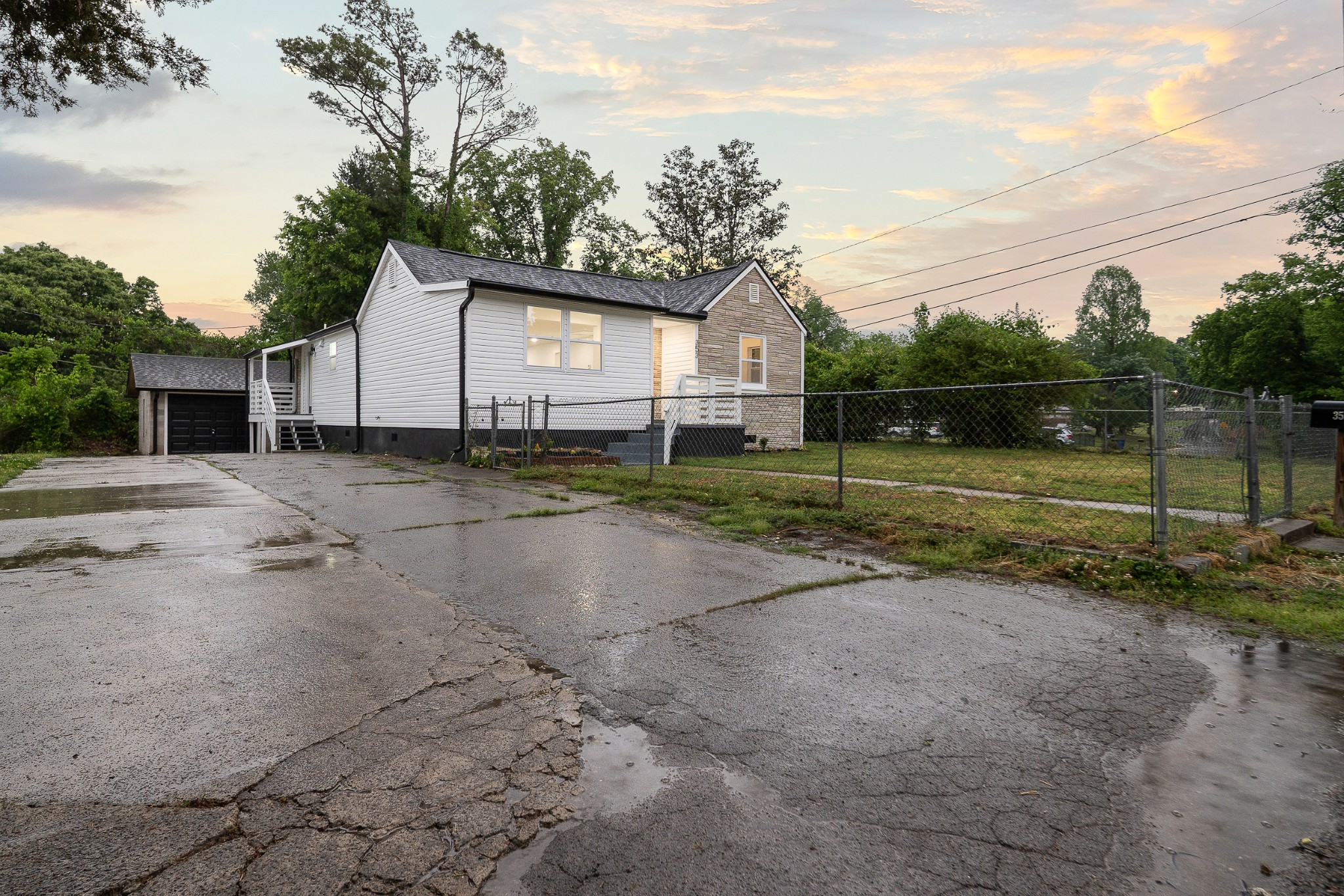 353 Hickory Hts