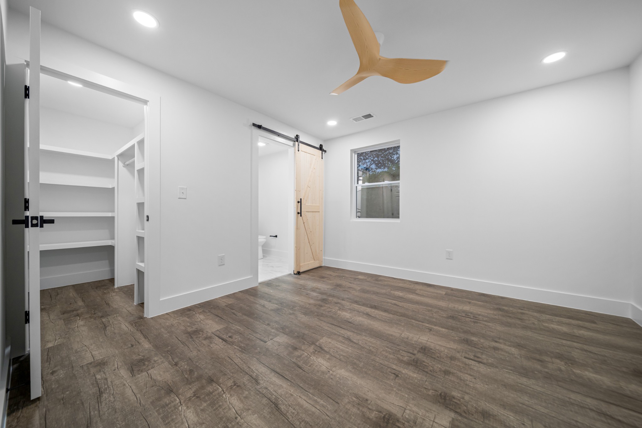 353 Hickory Hts