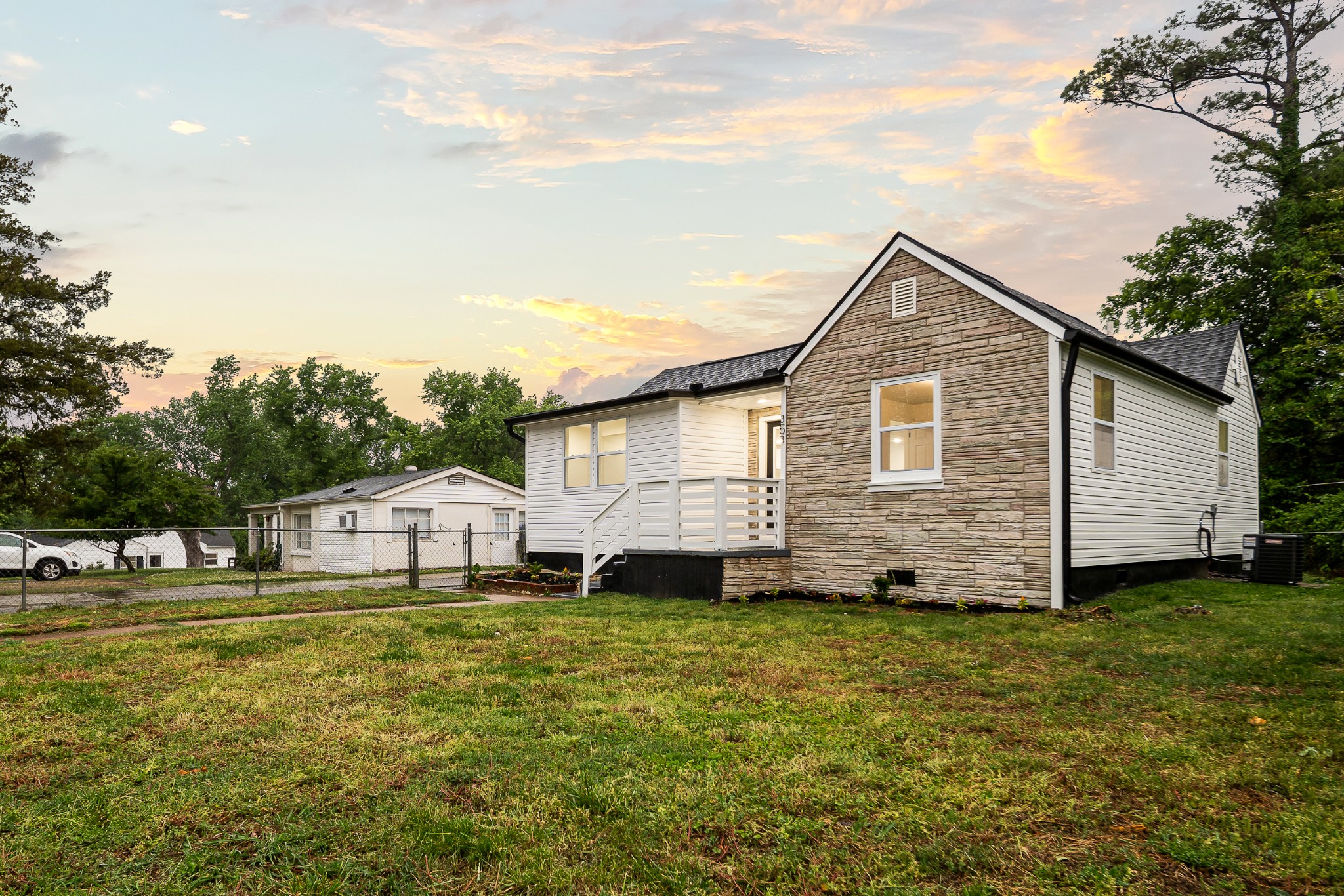 353 Hickory Hts