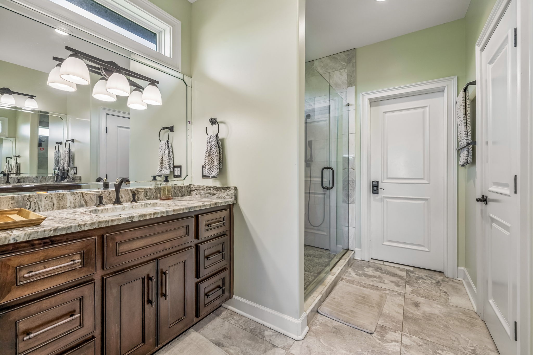 2957 Gatewood Ln