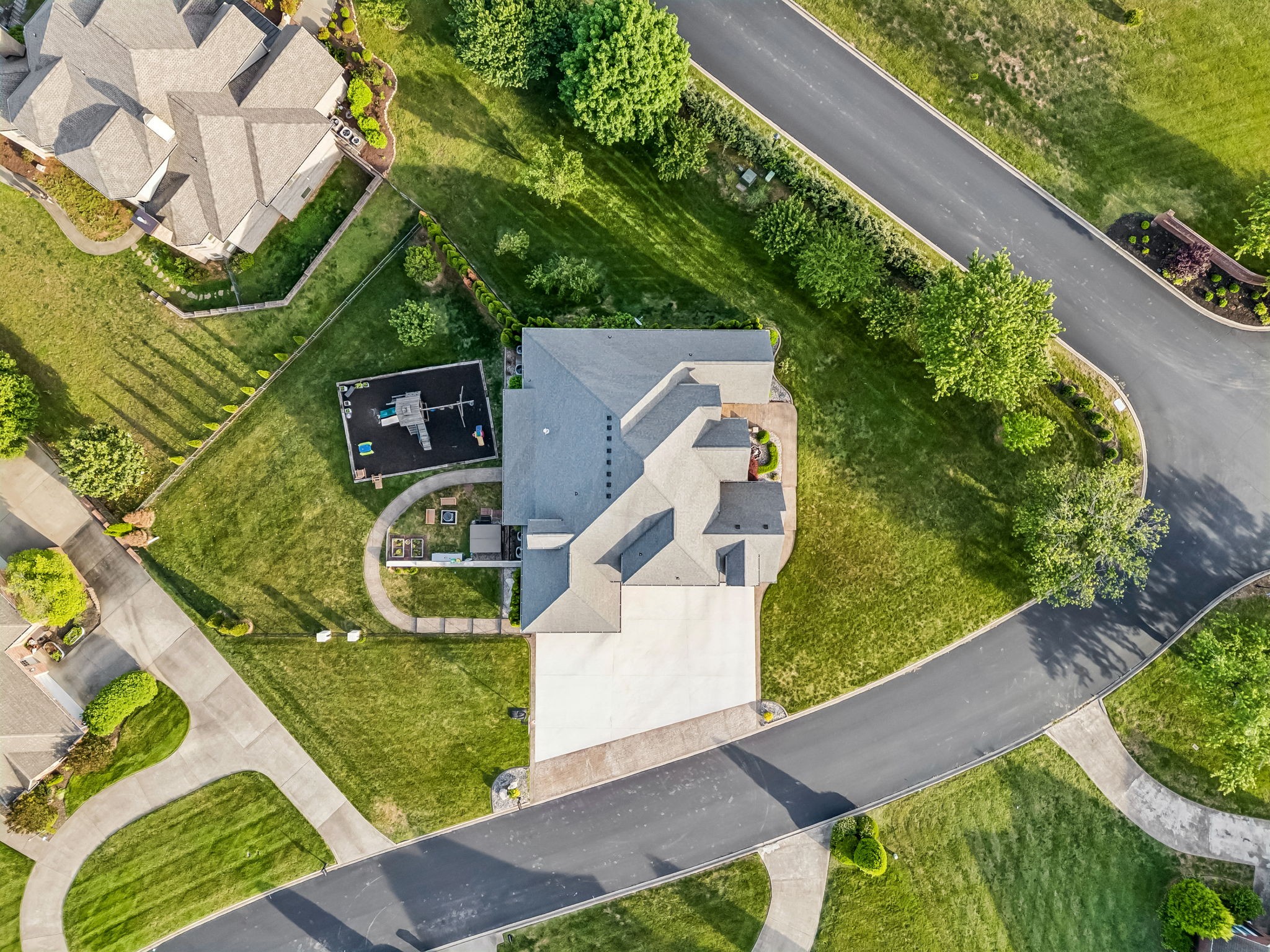 2957 Gatewood Ln