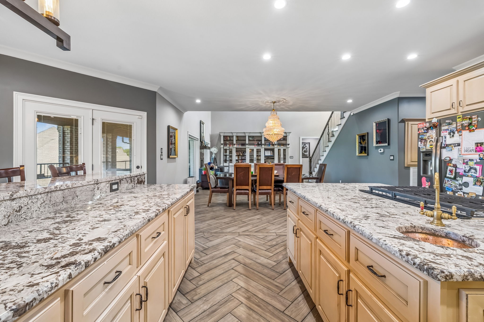 2957 Gatewood Ln