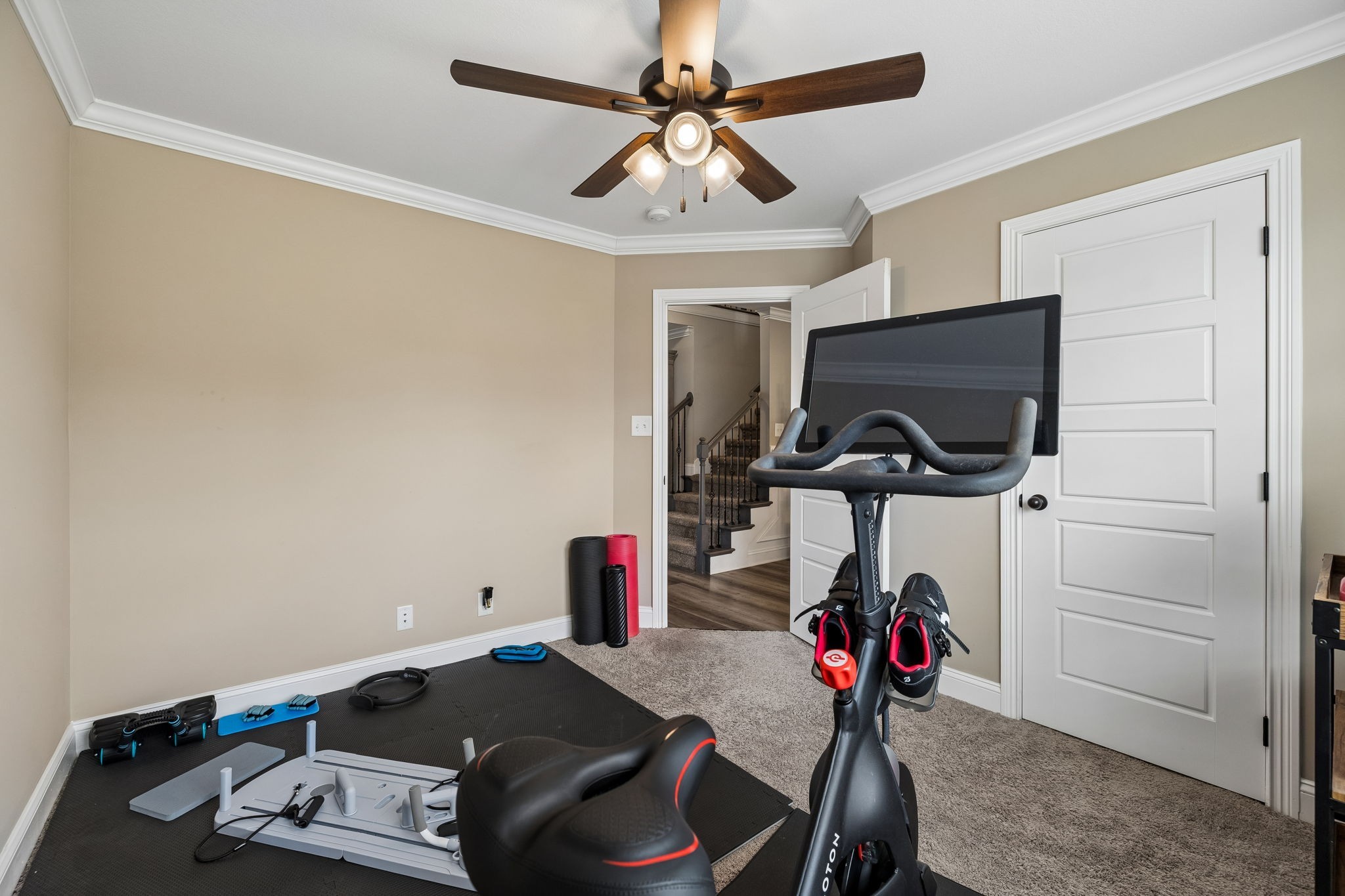 429 Crestwicke Ct