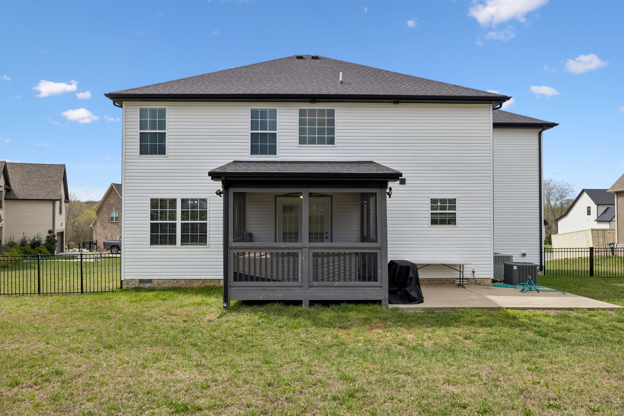 429 Crestwicke Ct