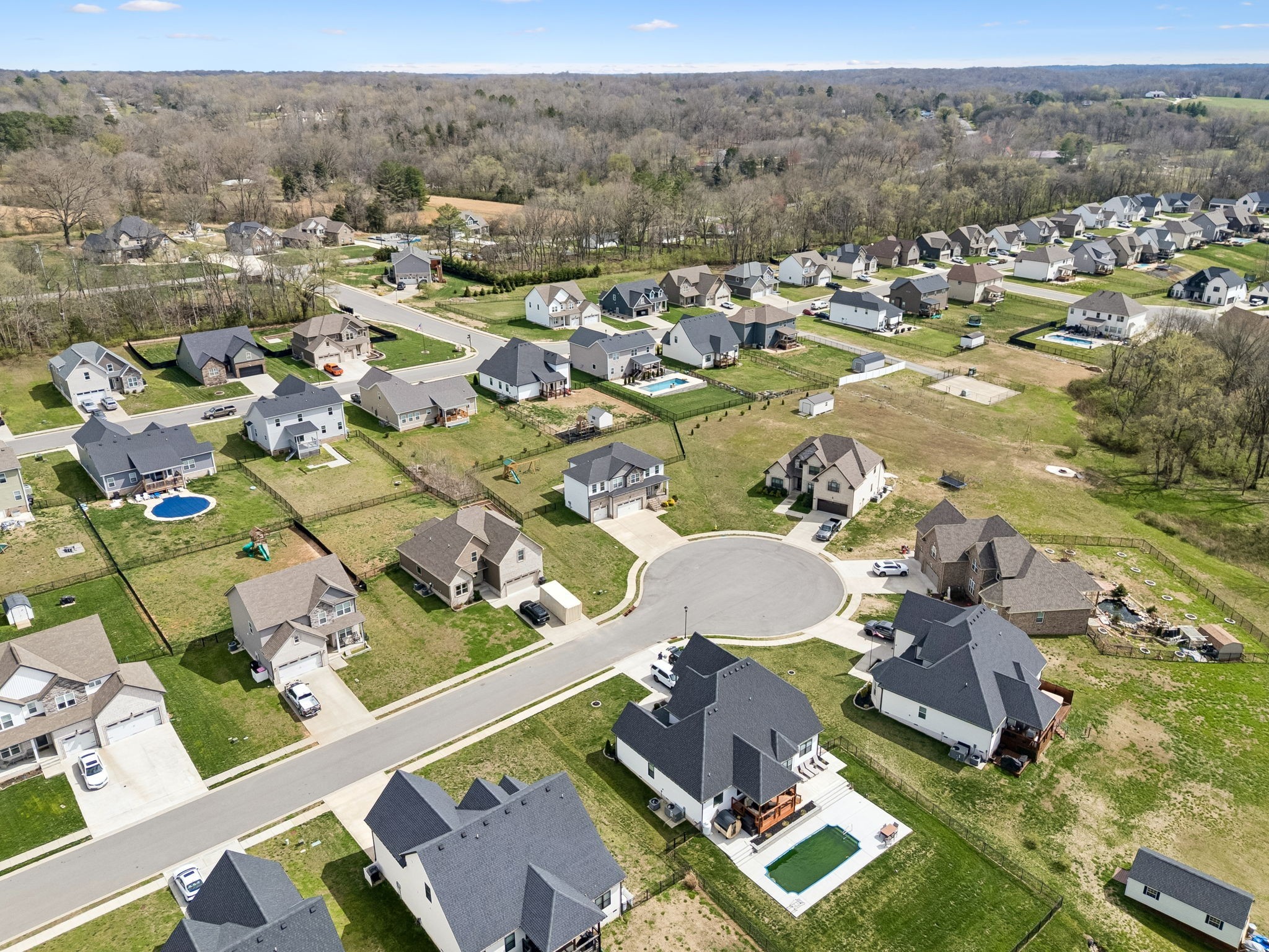 429 Crestwicke Ct