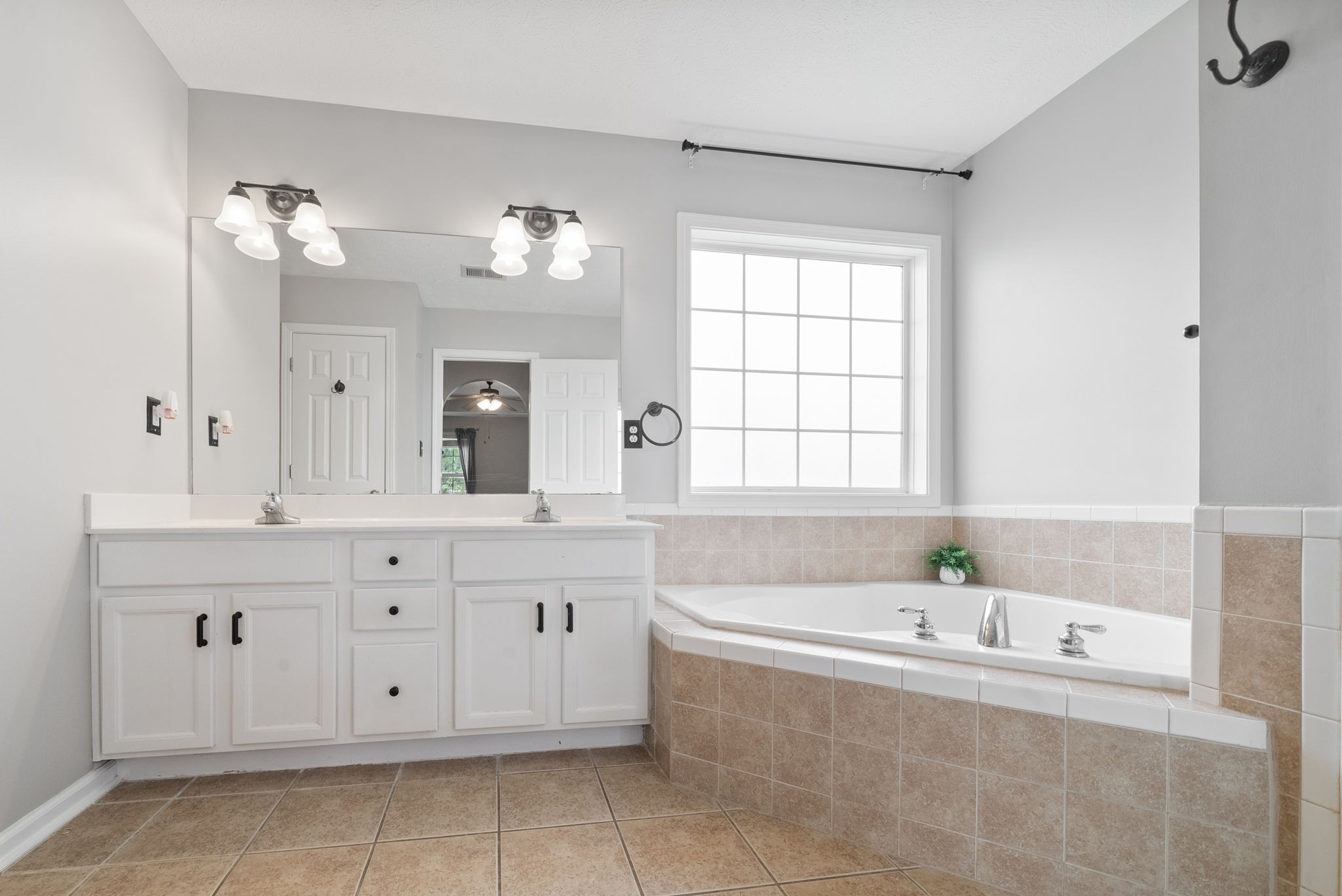 3396 Heatherwood Trce