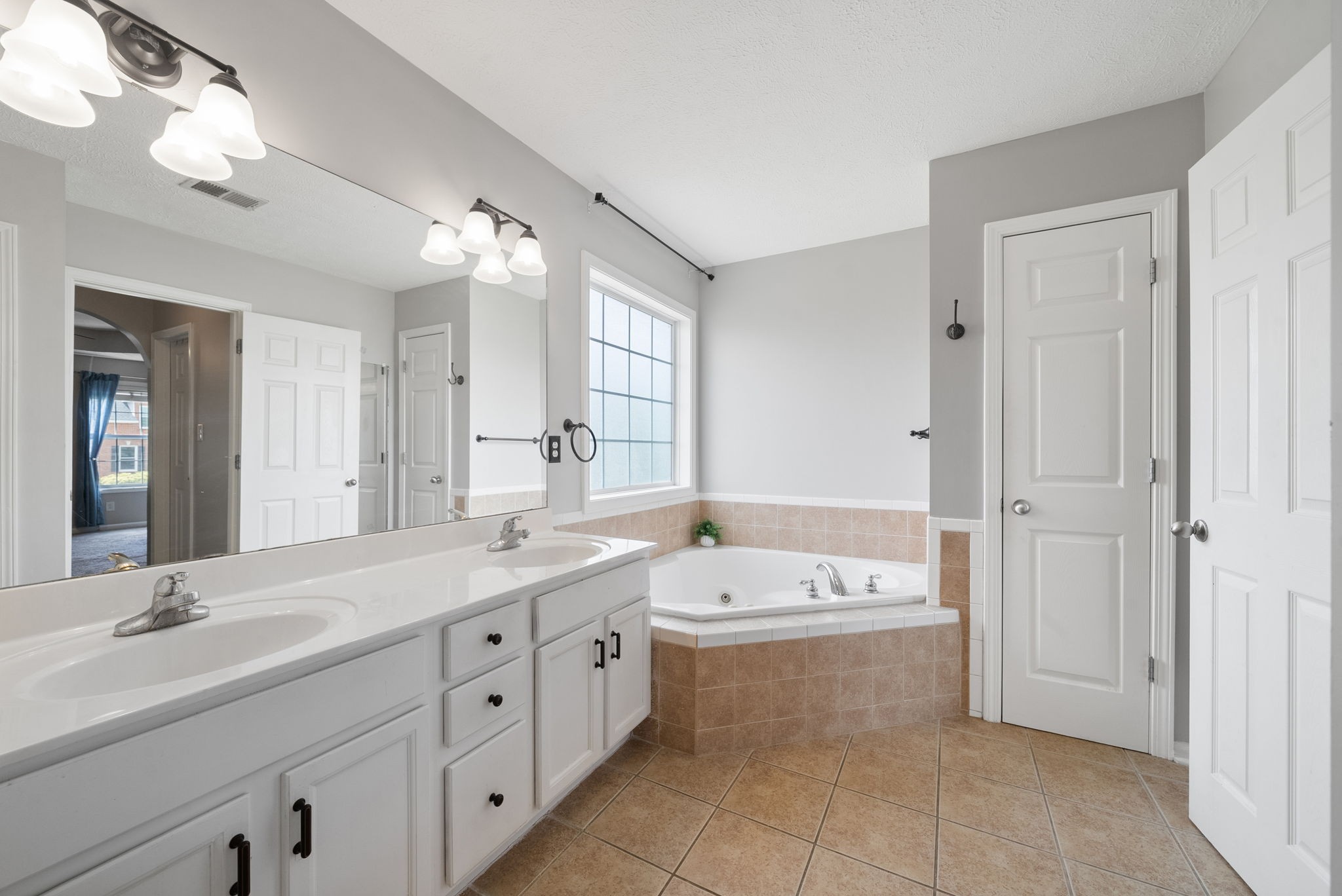 3396 Heatherwood Trce