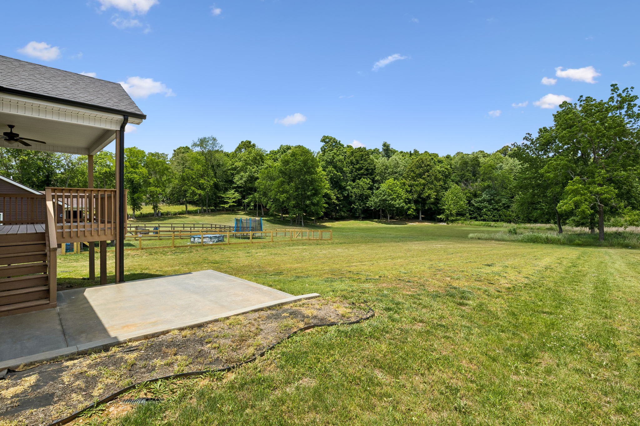 2280 Colston Dr