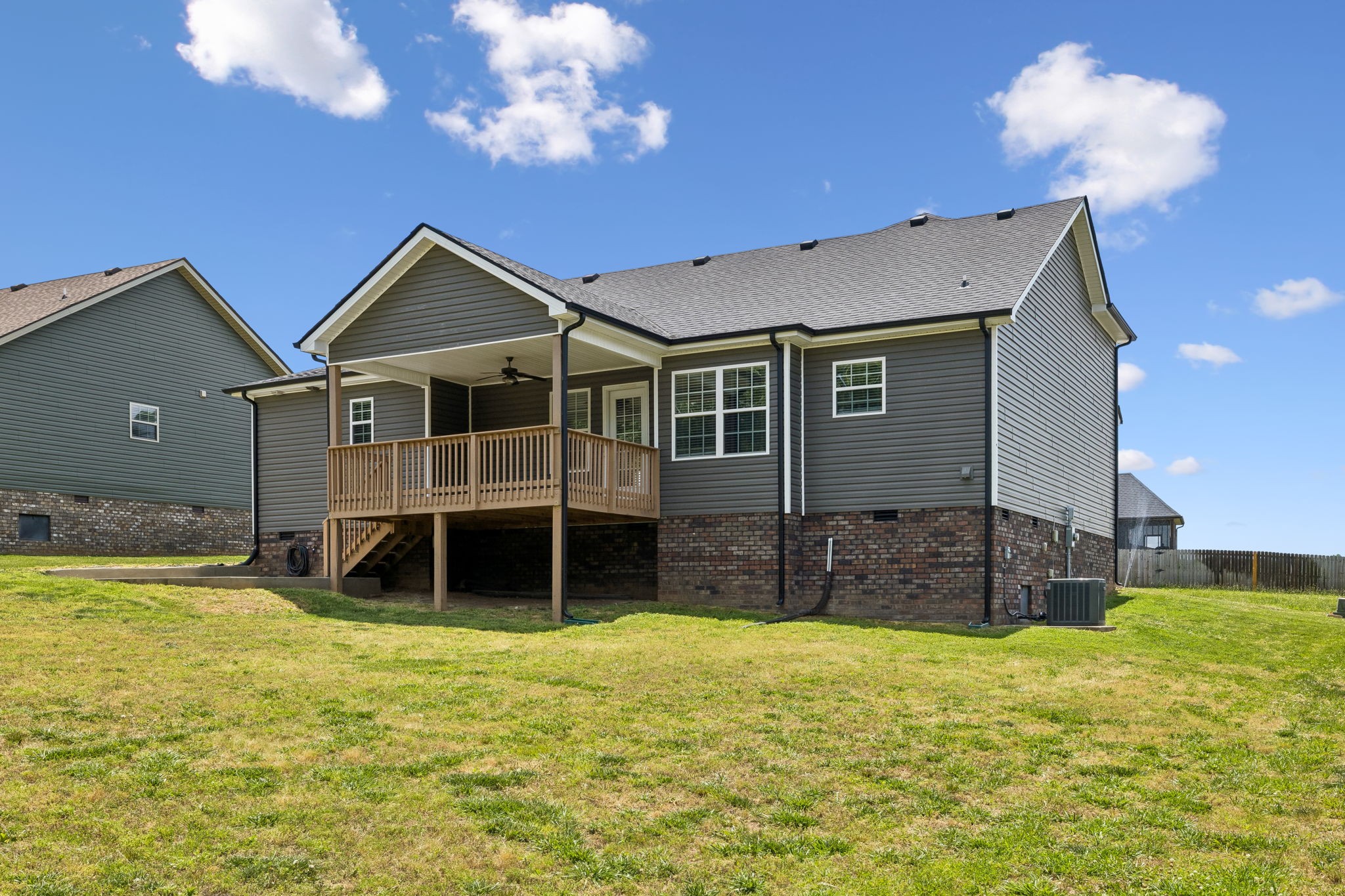 2280 Colston Dr