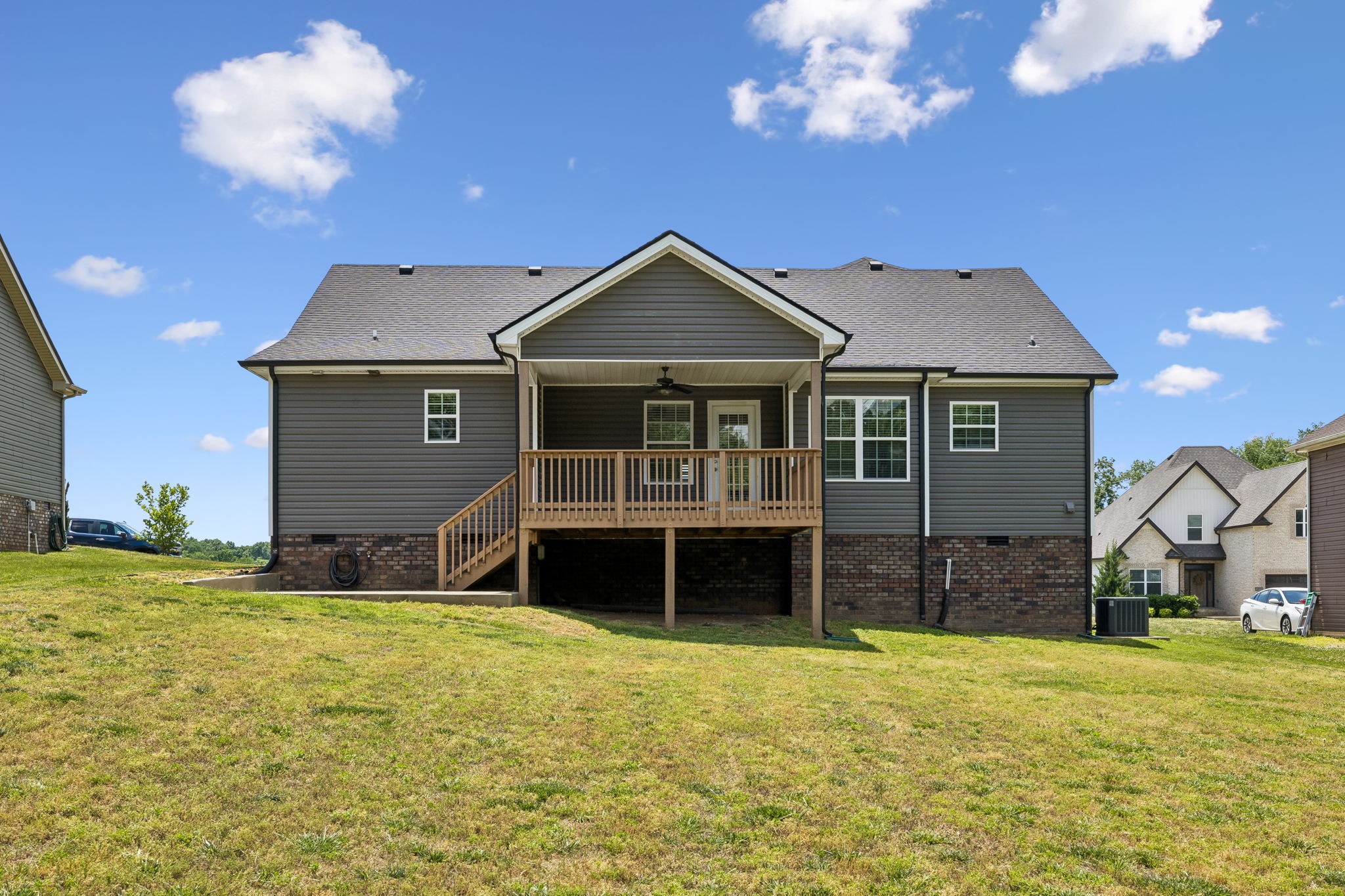 2280 Colston Dr