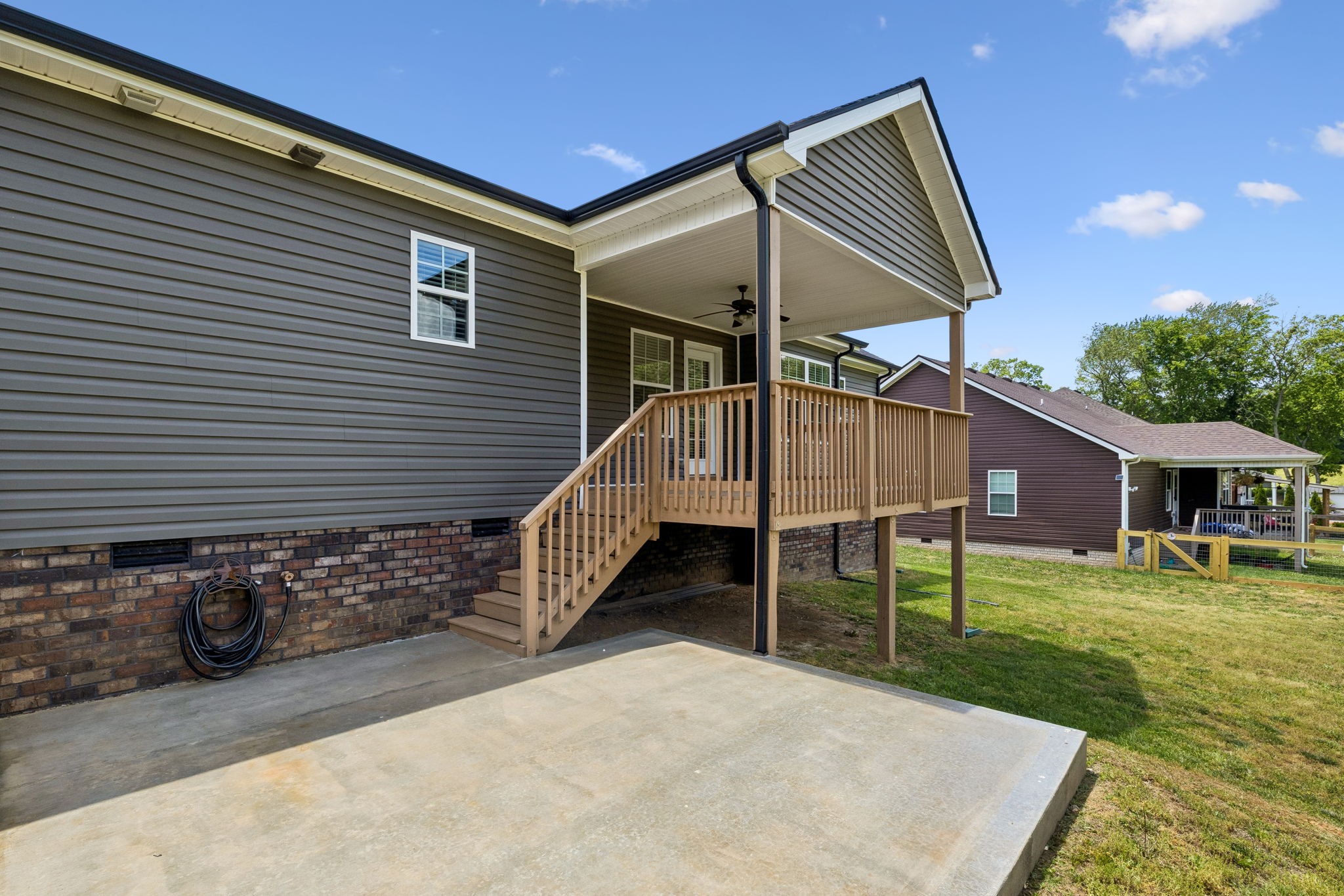 2280 Colston Dr