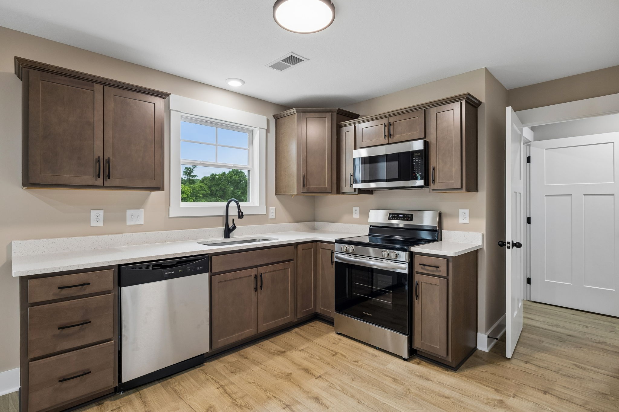 216 Billy Goat Ct