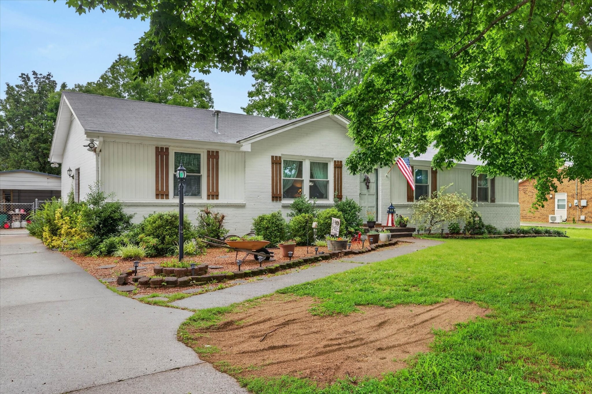 1814 Old Trenton Rd
