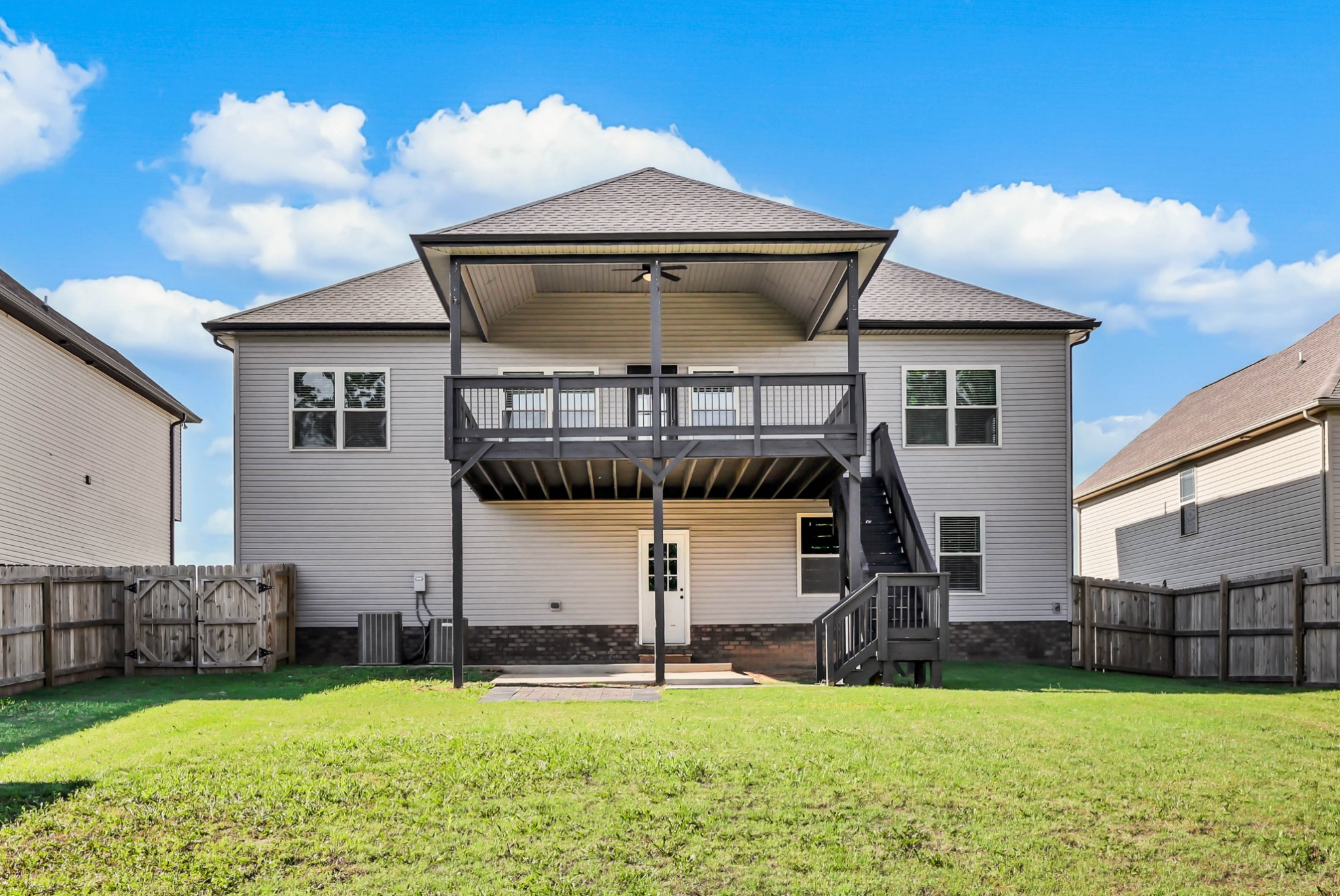 1132 Henry Place Blvd