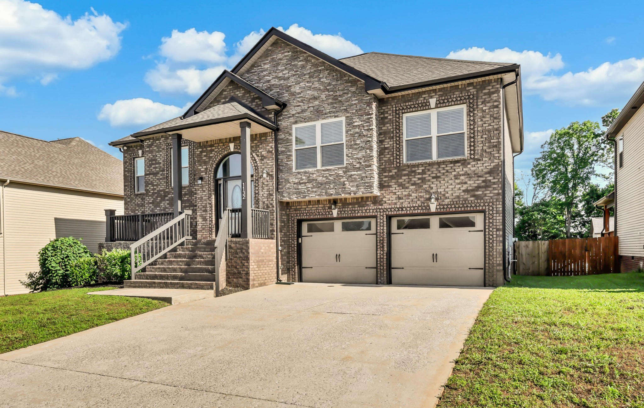 1132 Henry Place Blvd