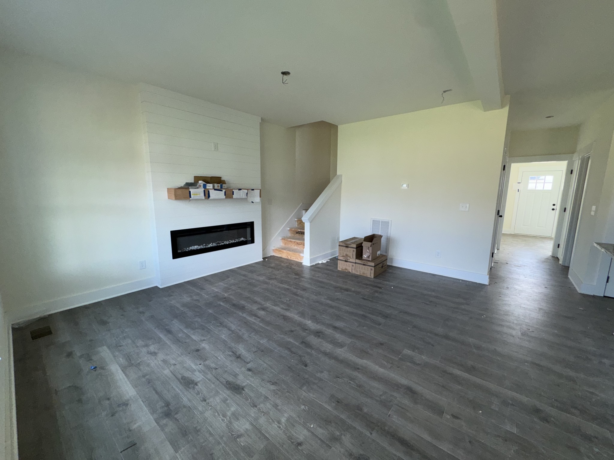 360 Cardinal Creek