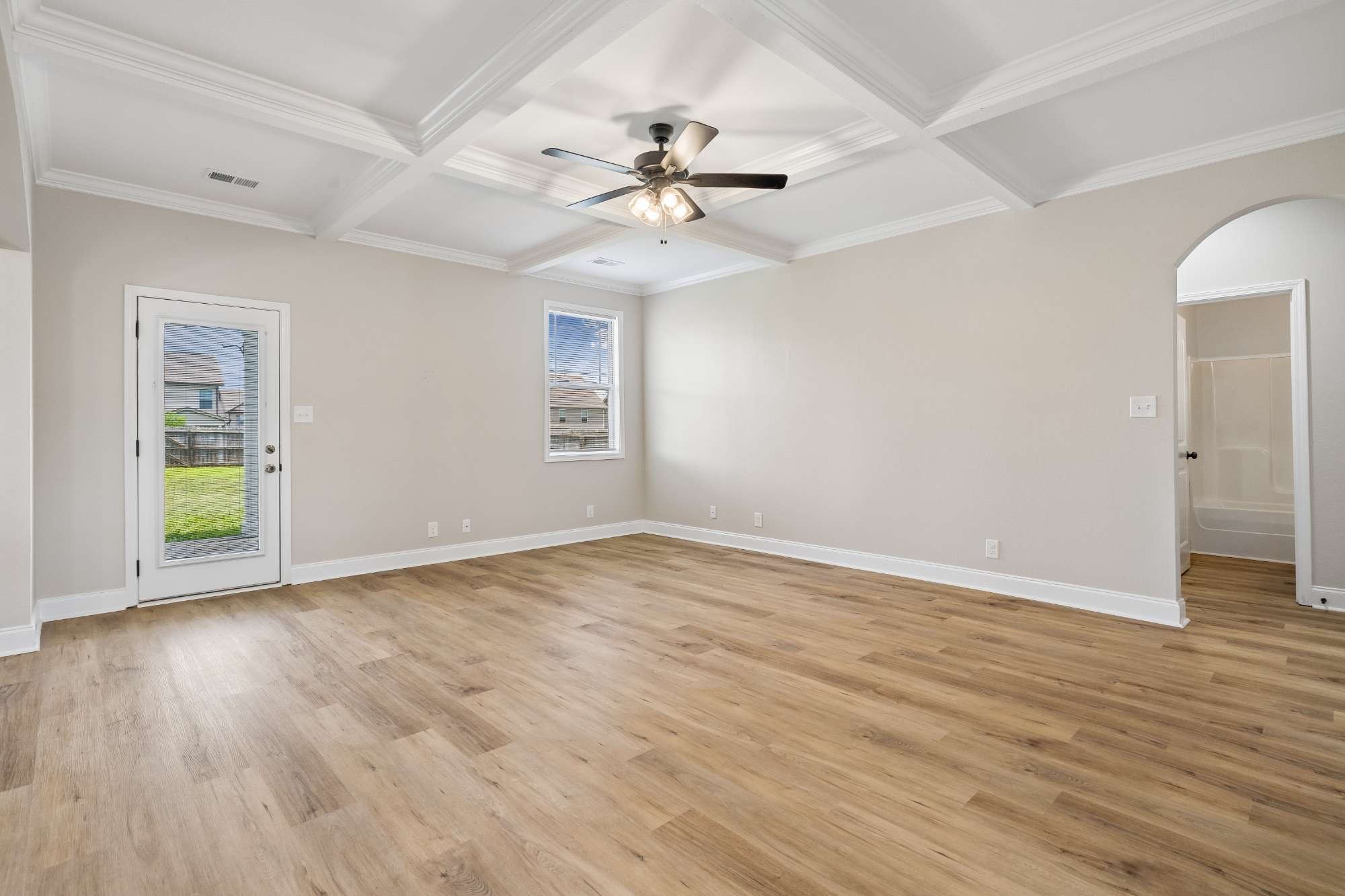 1240 Winterset Dr