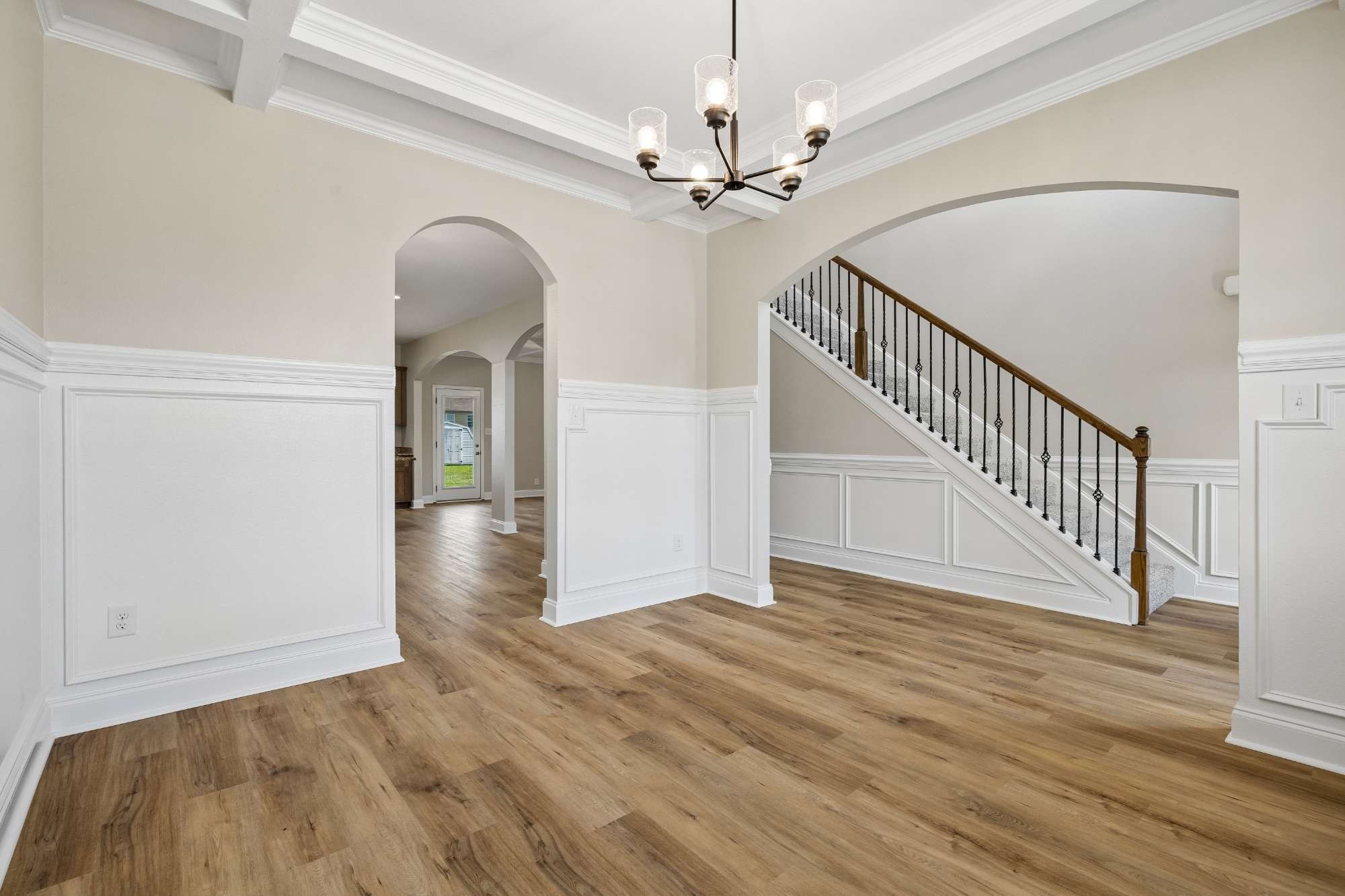 1240 Winterset Dr