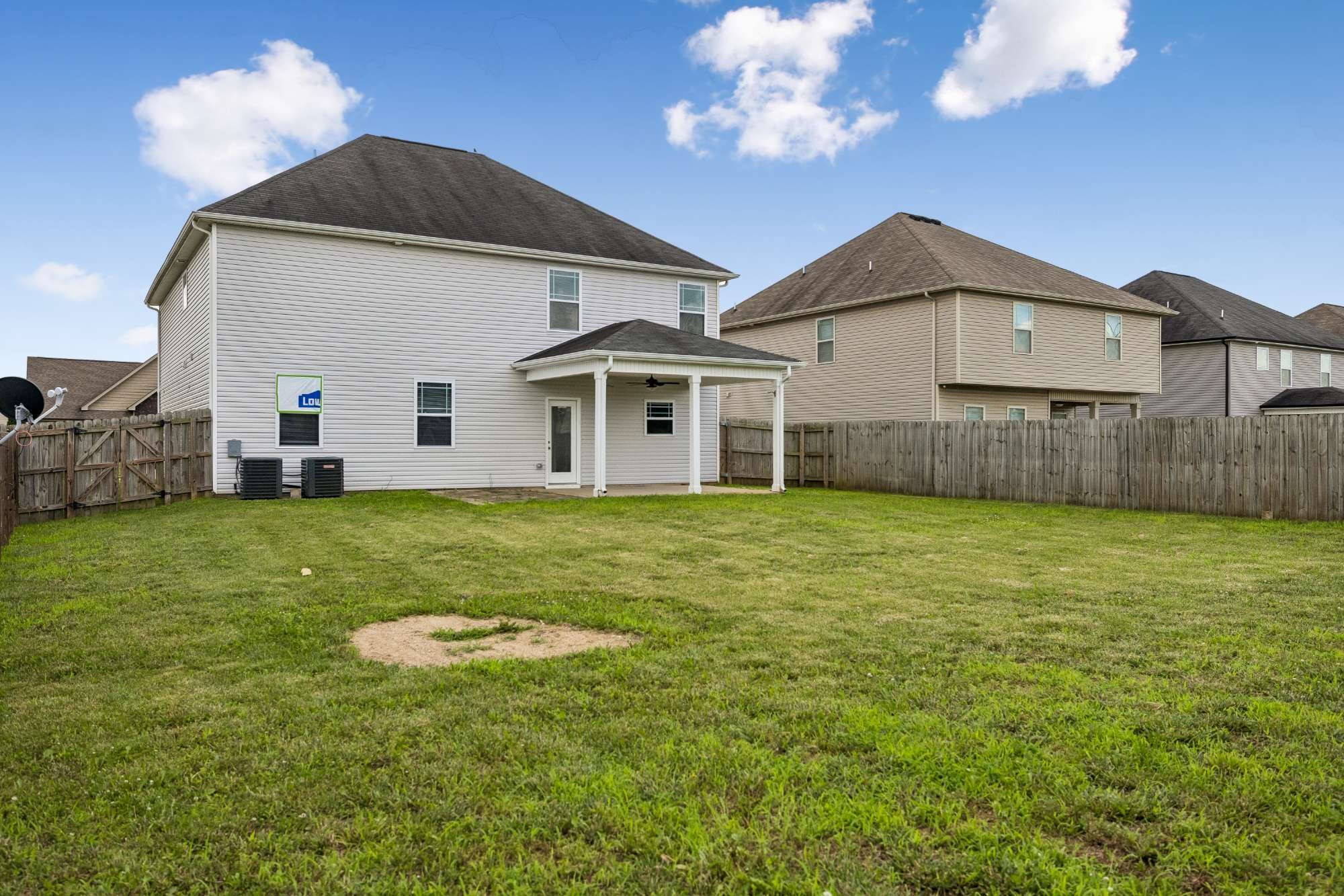 1240 Winterset Dr