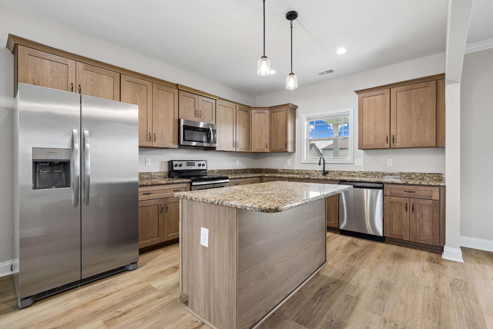 1240 Winterset Dr