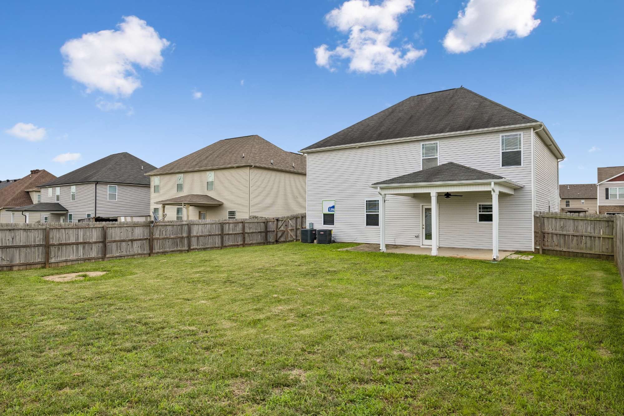 1240 Winterset Dr